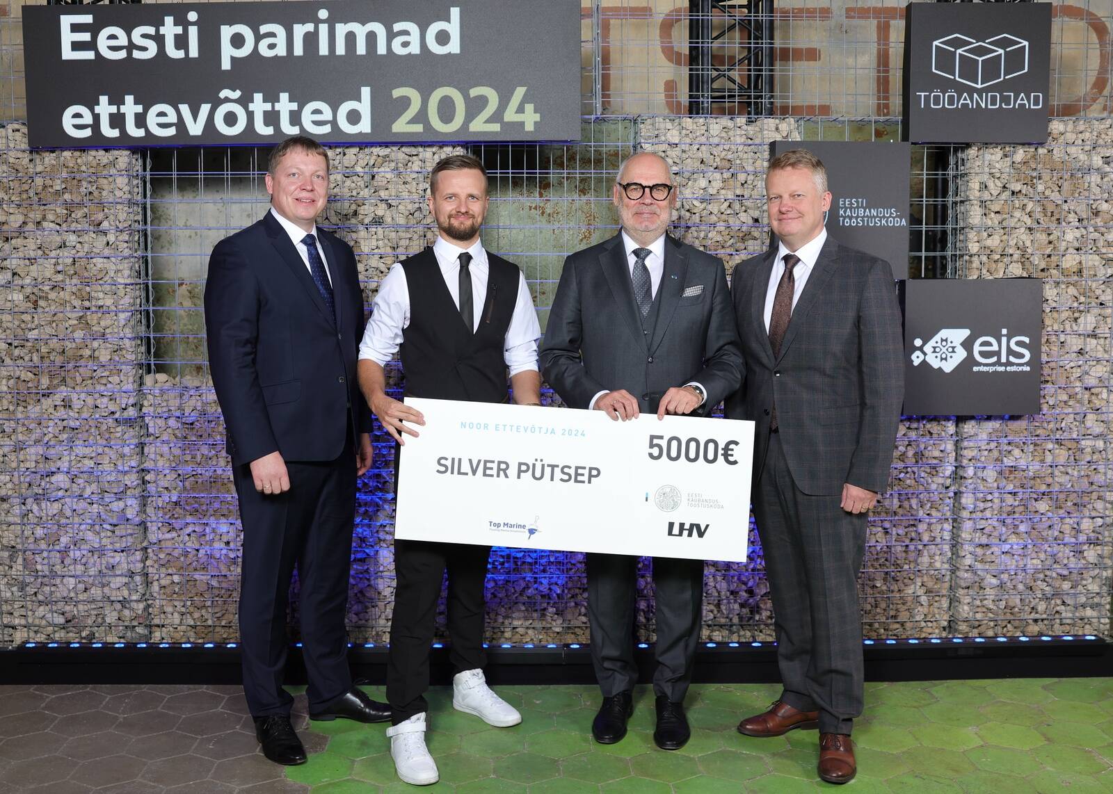 Silver Pütsep pälvis 2024. aastal LHV ja Kaubandus-Tööstuskoja tunnustuse “Aasta noor ettevõtja”.