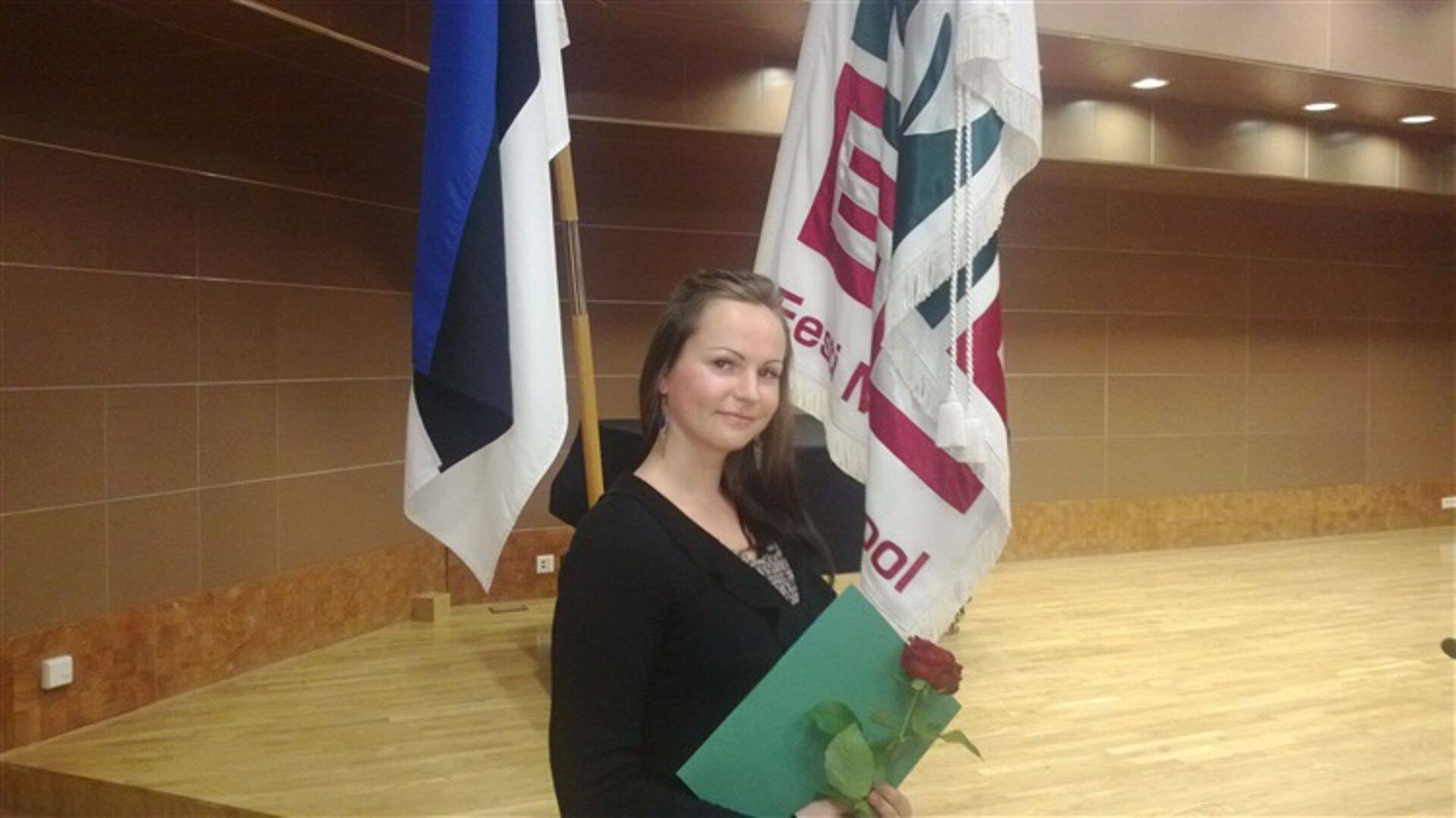 Mailiis Tampere stipendiumi vastu võtmas