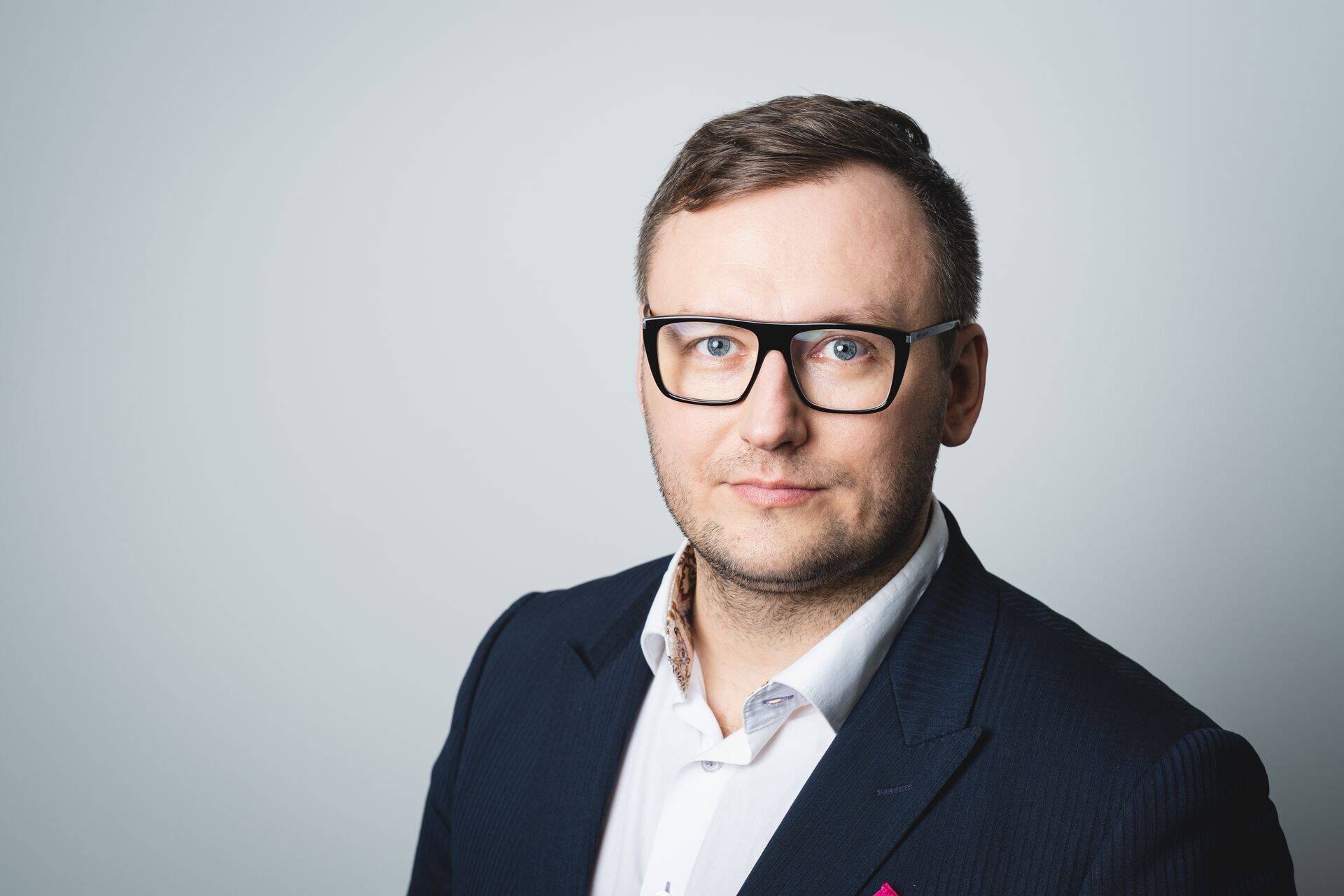 Srini partner ja juht René Oruman.