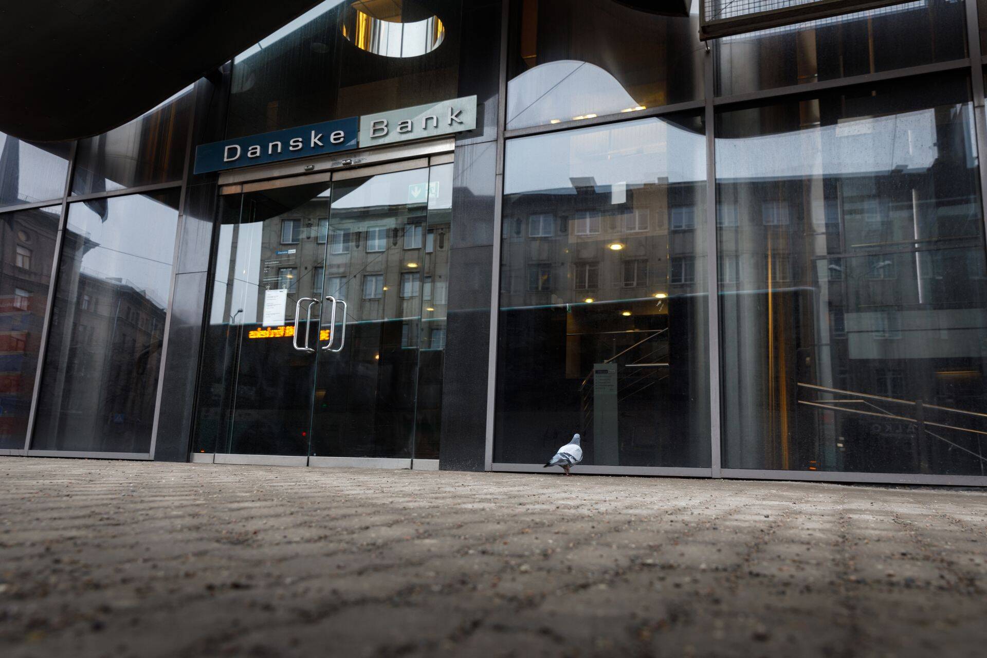 Finantsinspektsiooni ettekirjutuse kohaselt peab Danske esindus Eestist lahkuma järgmise kaheksa kuu jooksul.