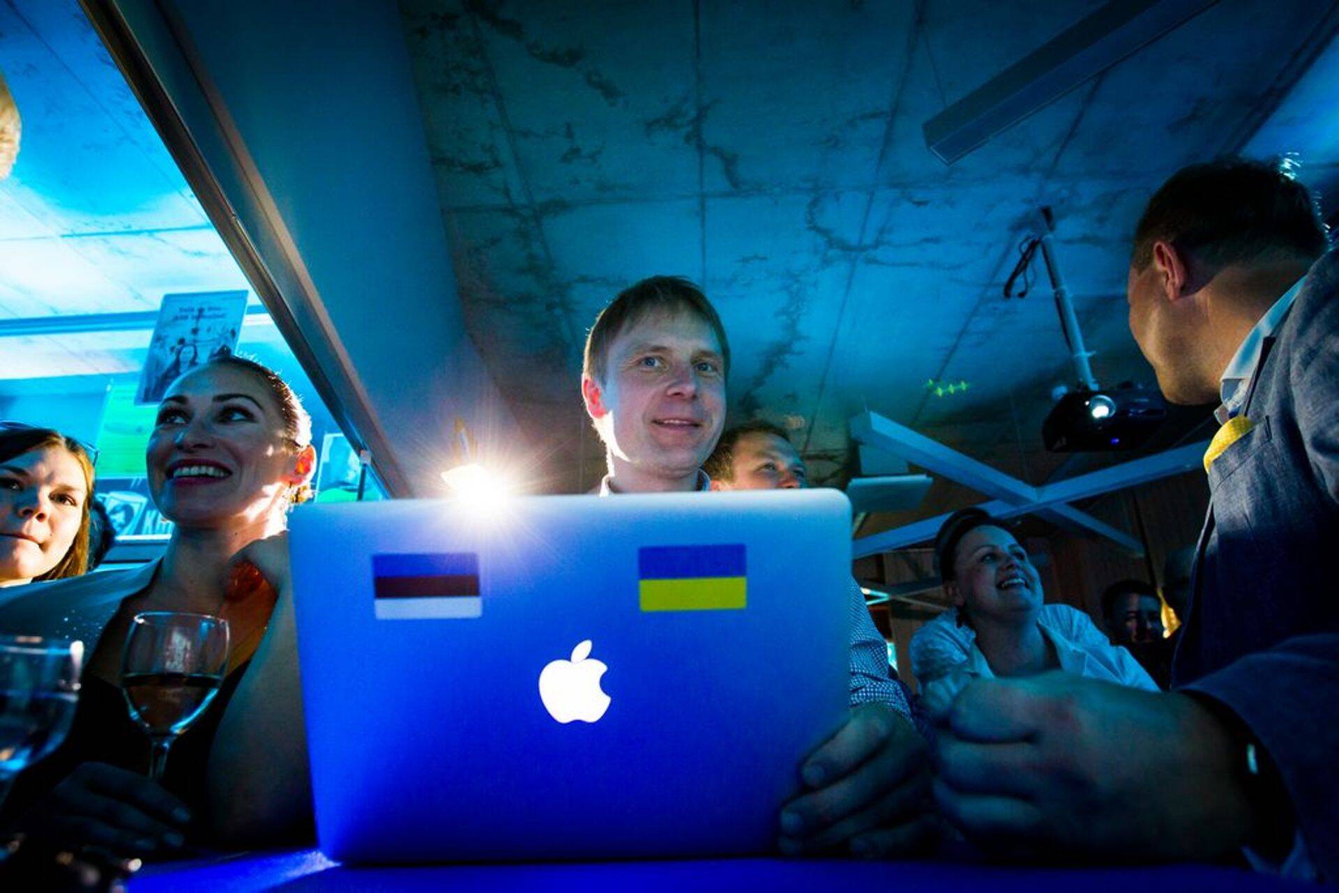 Eerik-Niiles Kross vahetas IRLi Reformierakonna vastu.