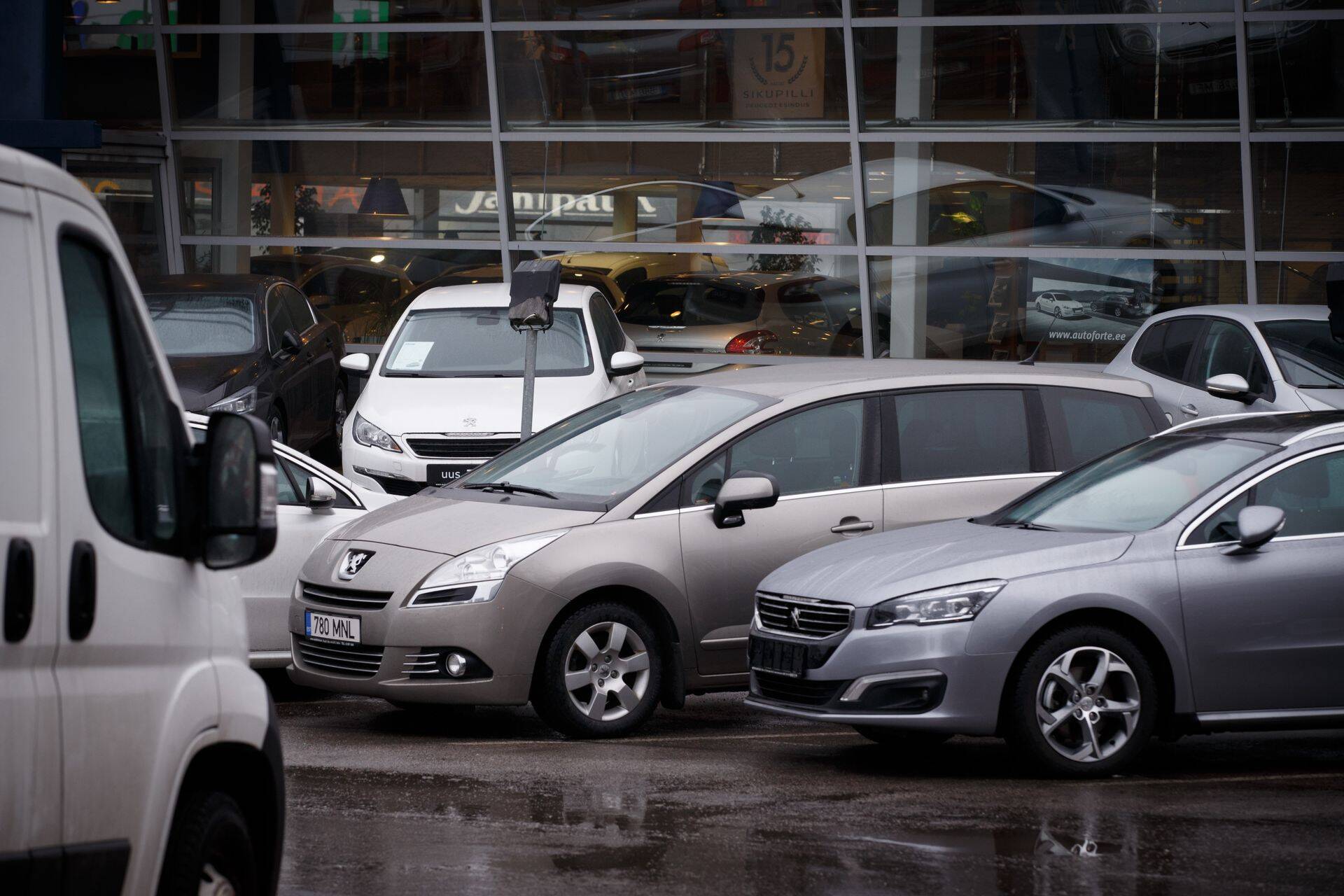В первом квартале самыми популярными марками автомобилей были Volvo, BMW и Volkswagen.