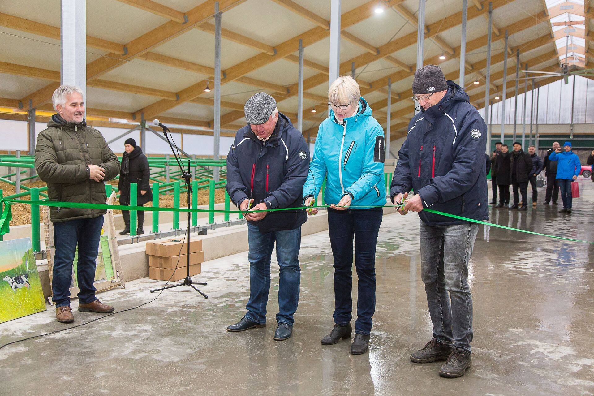Kõljala POÜ uue lauda avamine