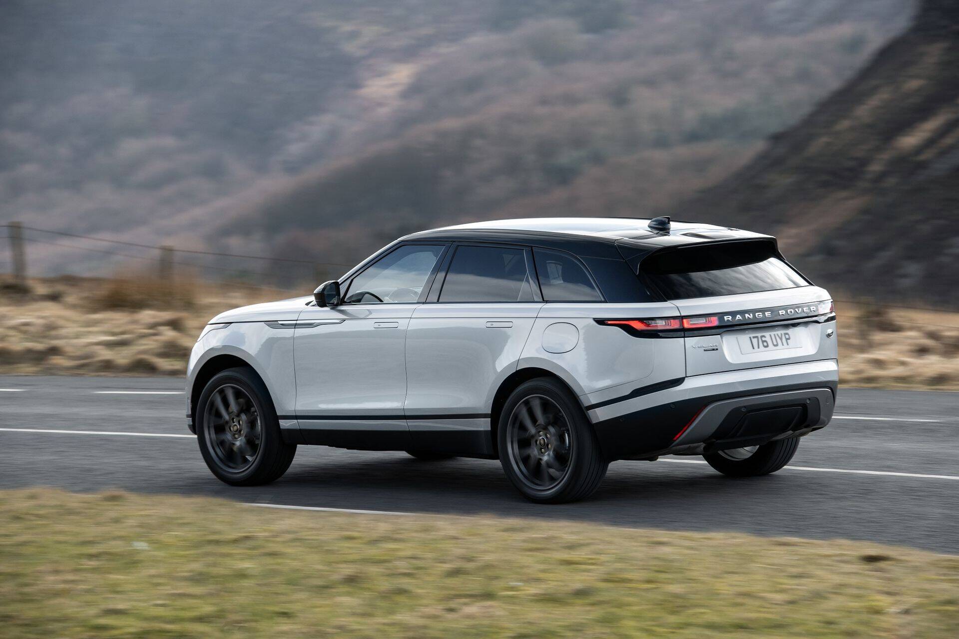 Range Rover Velar (tootja foto)
