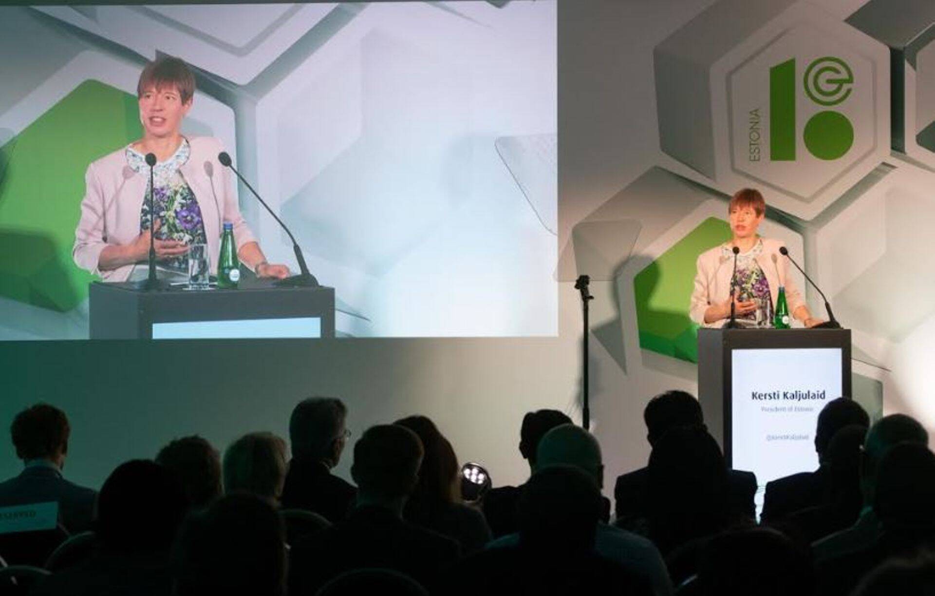 President Kersti Kaljulaid e-valitsemise konverentsil.