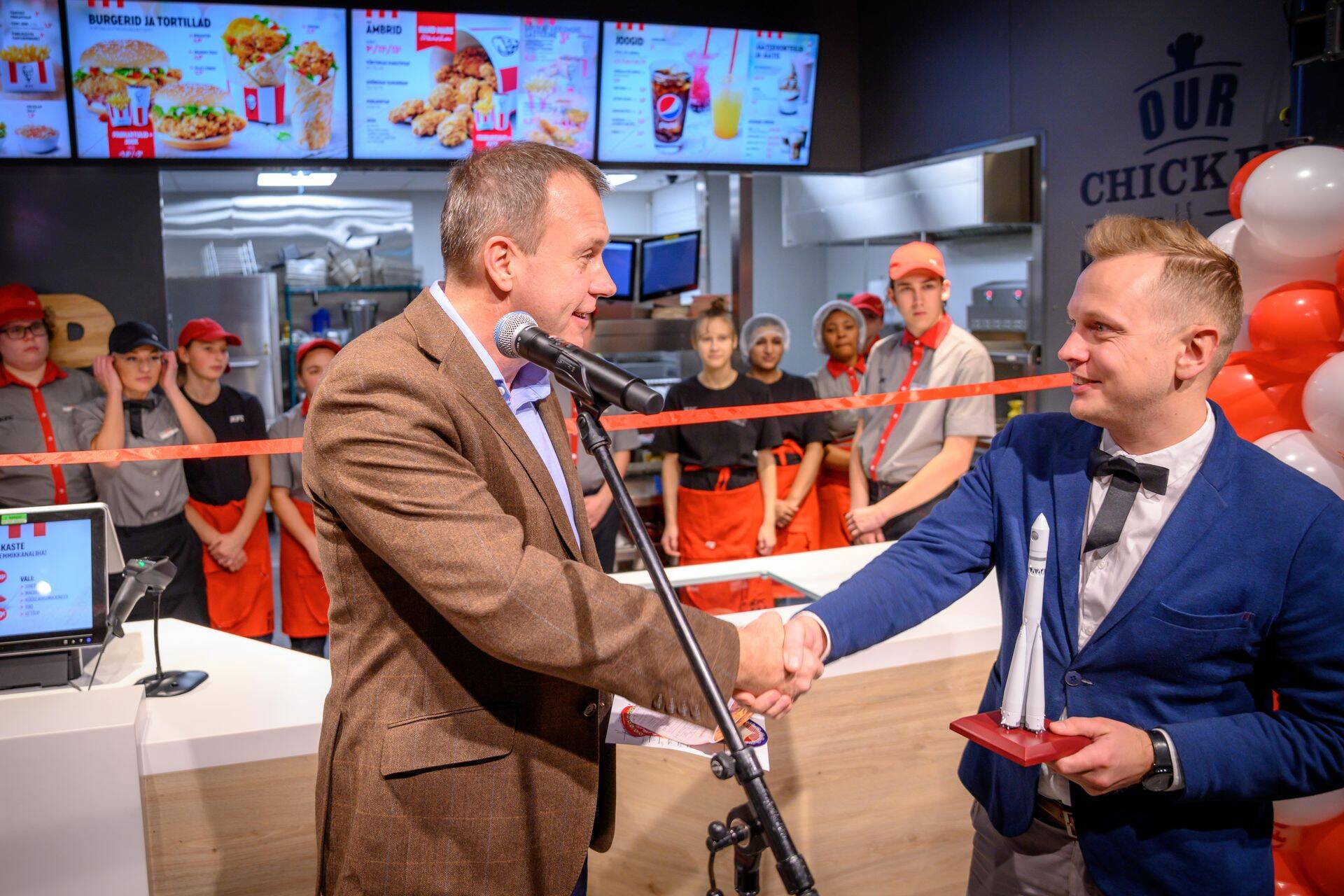 KFC kiirtoidurestorani avamine Ülemiste Keskuses