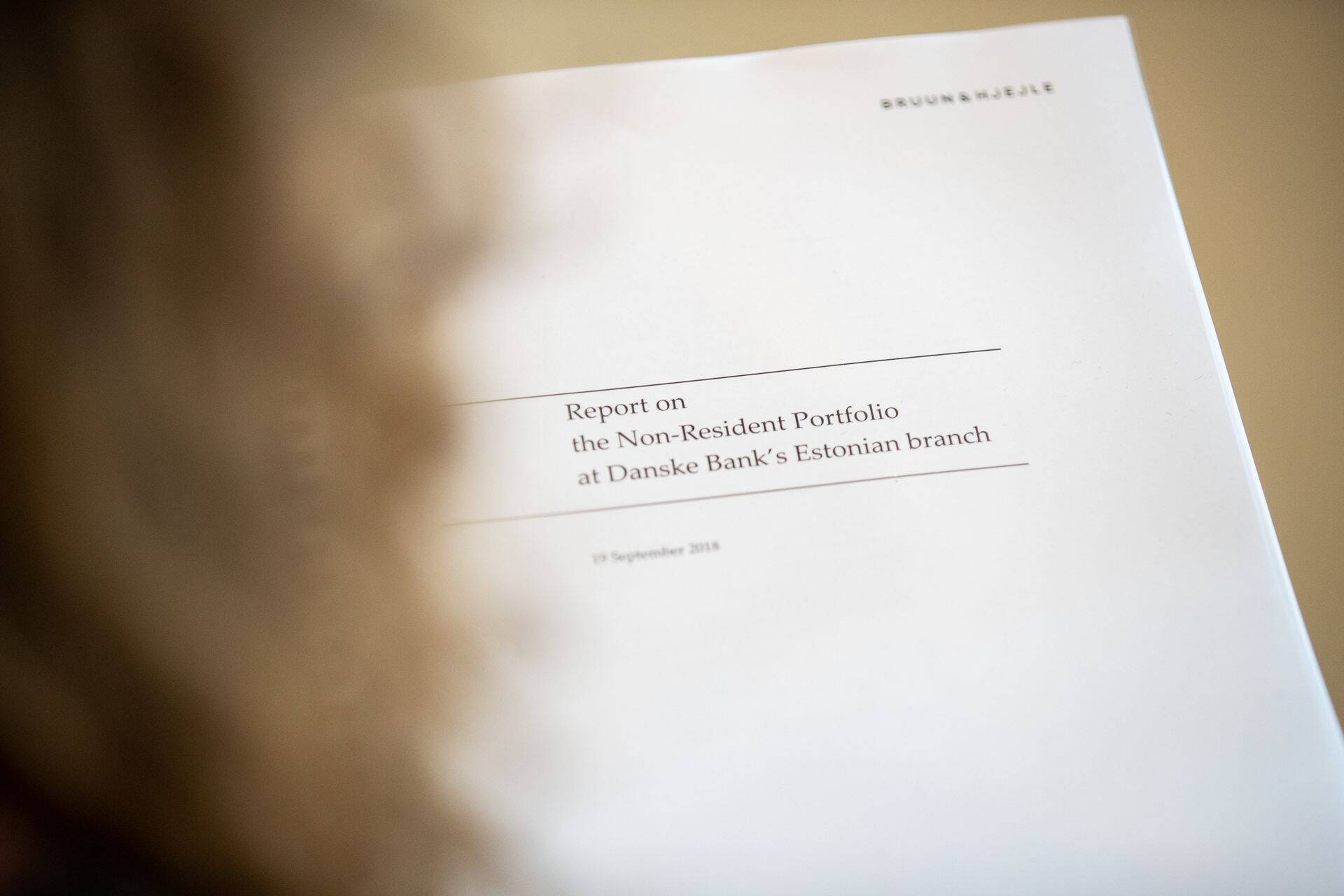 Euroopa Parlamendi erikomisjoni esimees Jeppe Kofod ei usu, et Danske sisejuurdlus andis piisava sissevaate rahapesu juhtumisse, mistõttu soovivad nad kohtuda skandaali paljastanud Howard Wilkinsoniga.