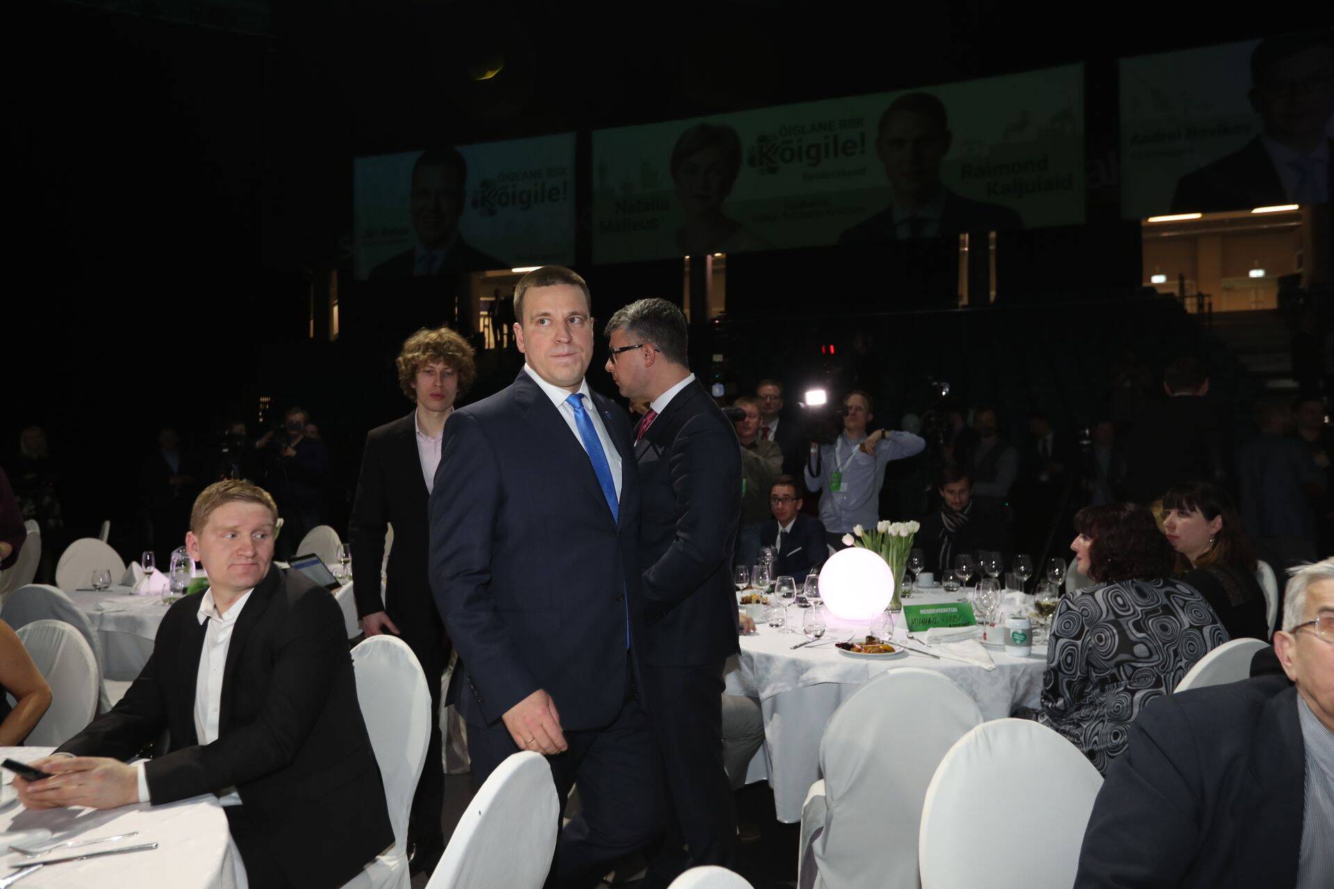 "Igalt poolt jäi midagi puudu," vastas Keskerakonna peaminister Jüri Ratasküsimusele, mis erakonnal kampaanias puudu jäi.