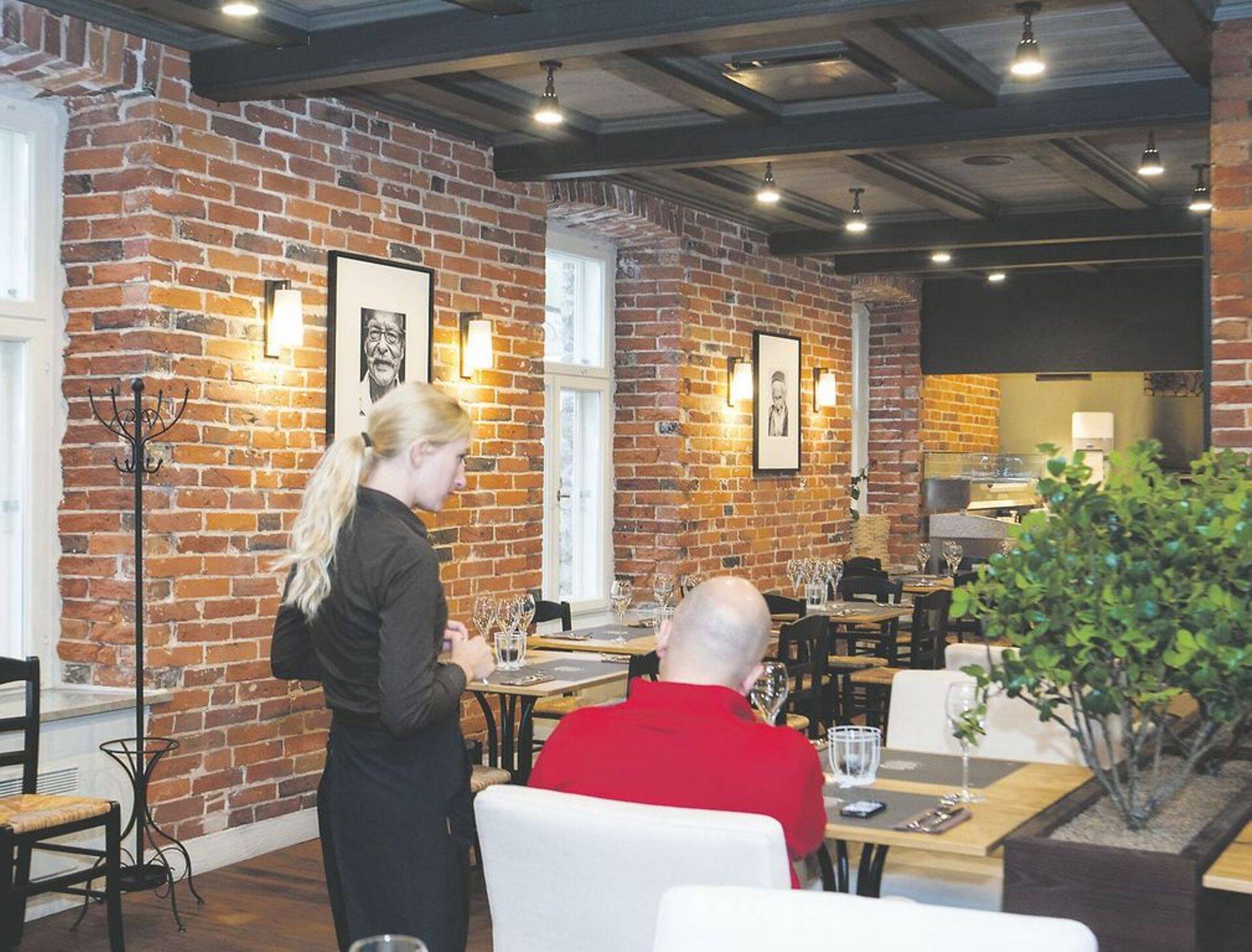 Tallinna vanalinna peatänaval asuv Al Bastione pakub nii Itaalia köögi menukeid kui ka roogasid, mis siinmail veel suhteliselt tundmatud on.