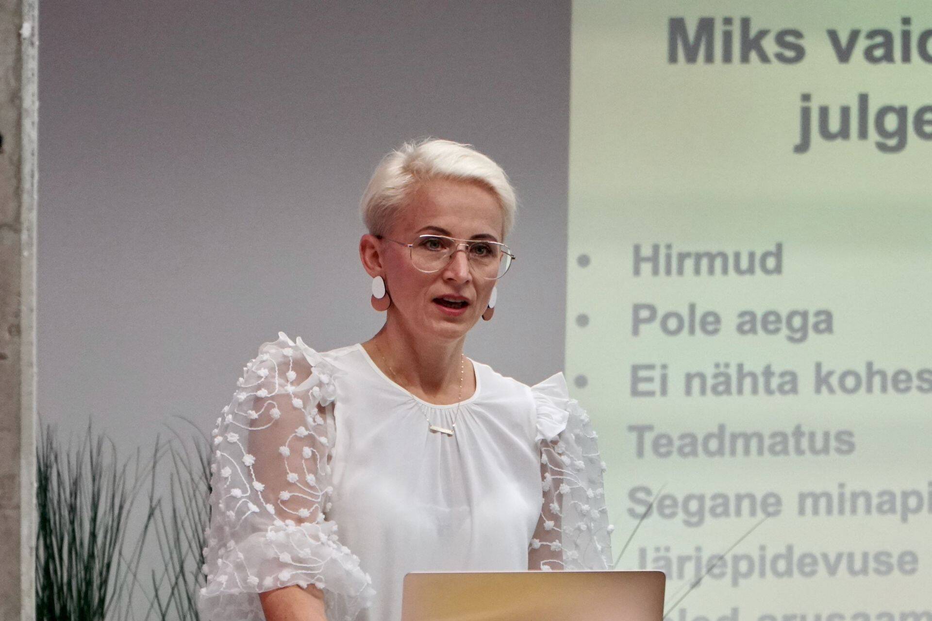 Septembris viidi läbi Eestis esmakordselt suuremahuline juhtide persoonibrändi uuring. Fotol uuringu läbiviija Signe Ventsel