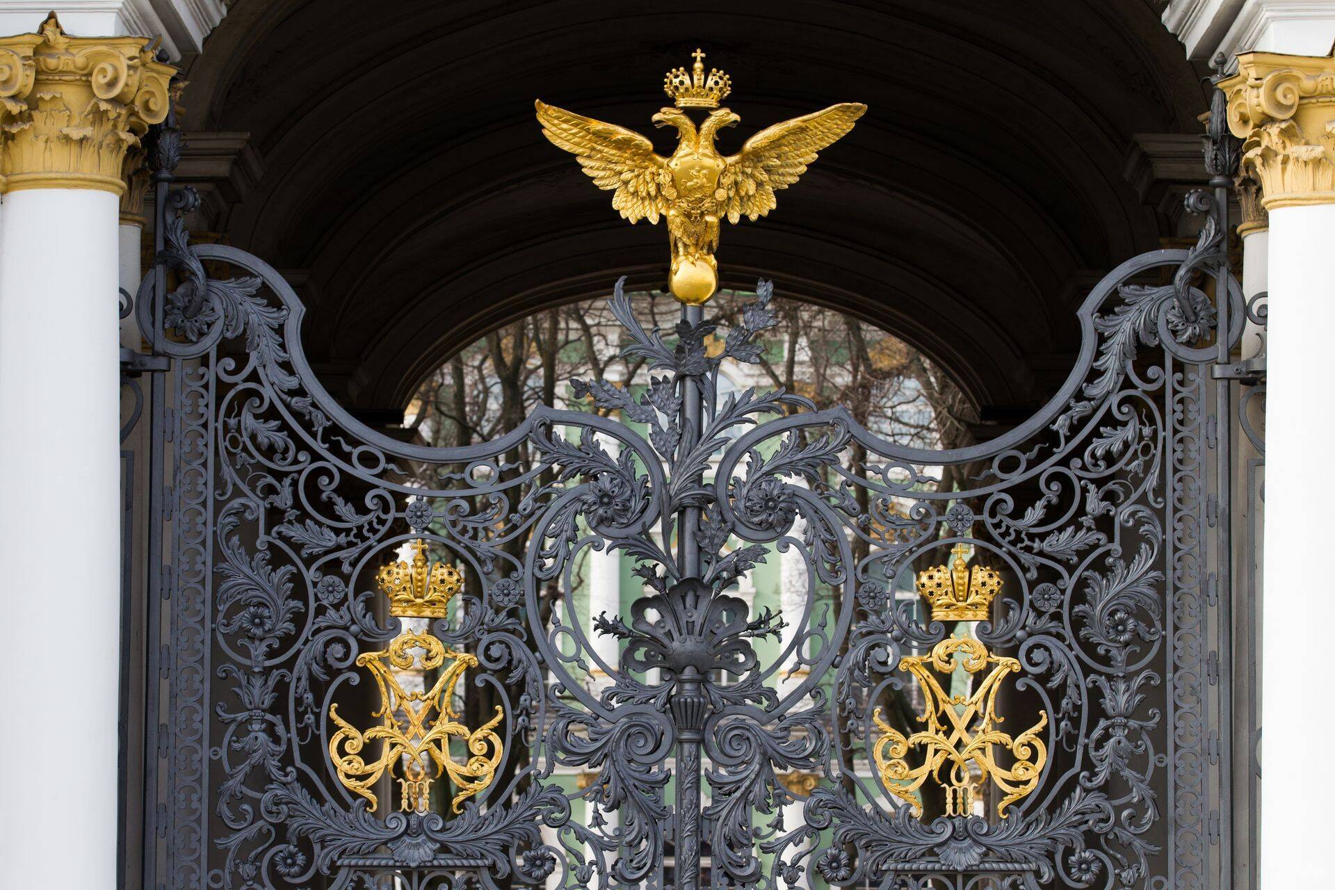 Большой рынок никак не бросить