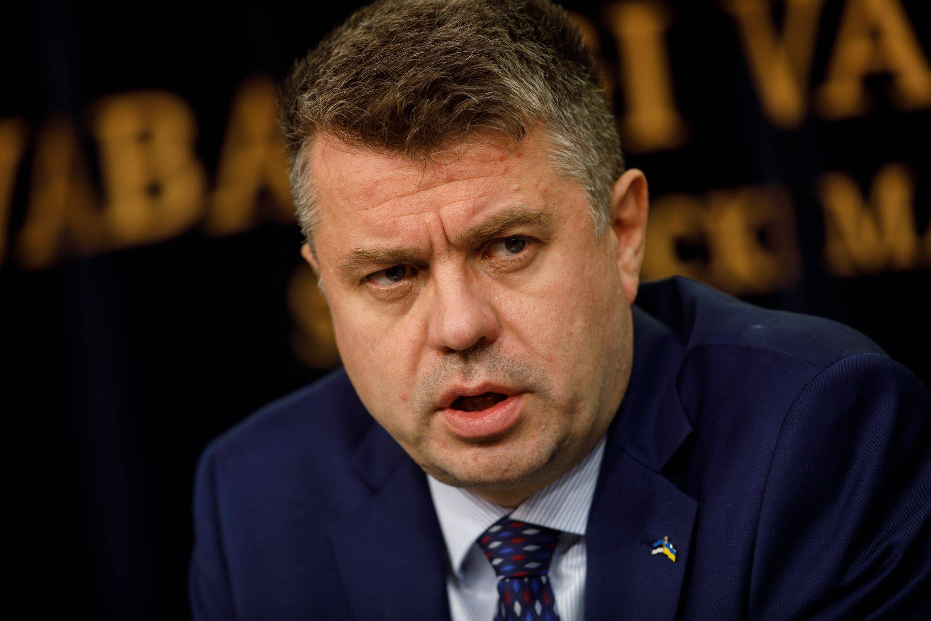 Министр иностранных дел Урмас Рейнсалу подчеркивает – Эстония не согласна со столь высоким потолком на российскую нефть.