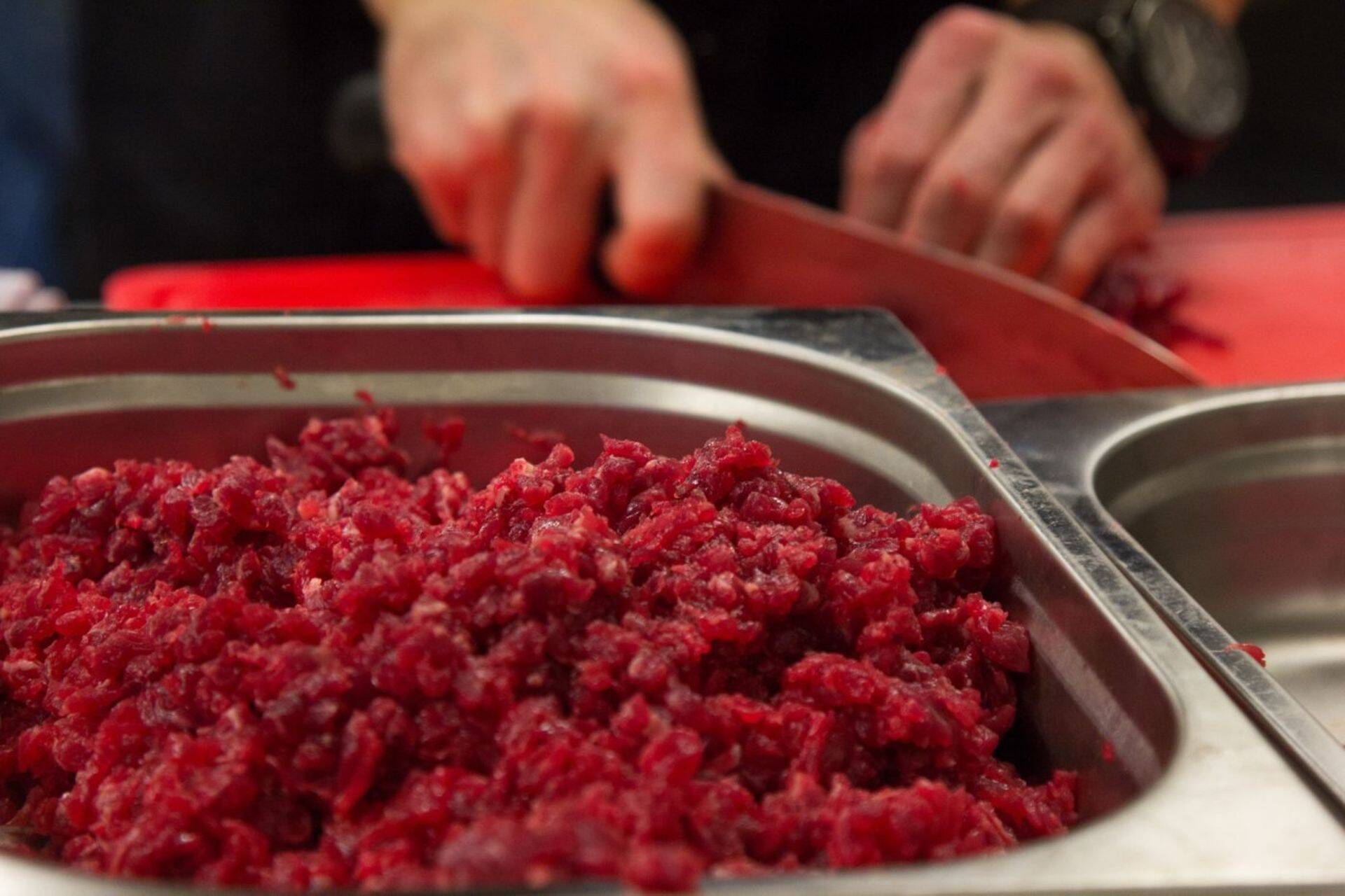 Фальшивый фарш в эстонских магазинах: в нем нашли скрытые ингредиенты