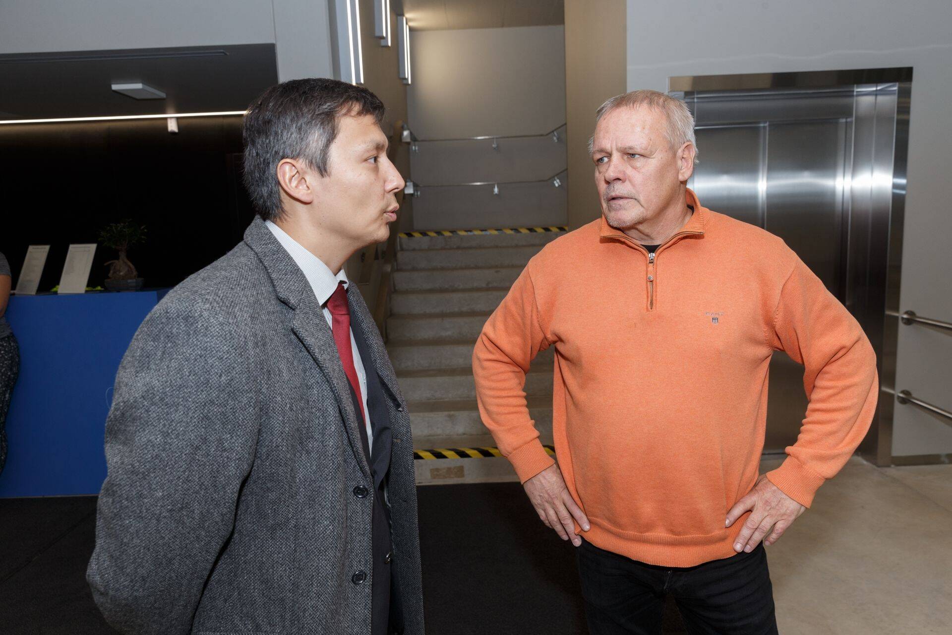 Toomas Ristlaan (paremal) koos abilinnapea Mihhail Kõlvartiga.