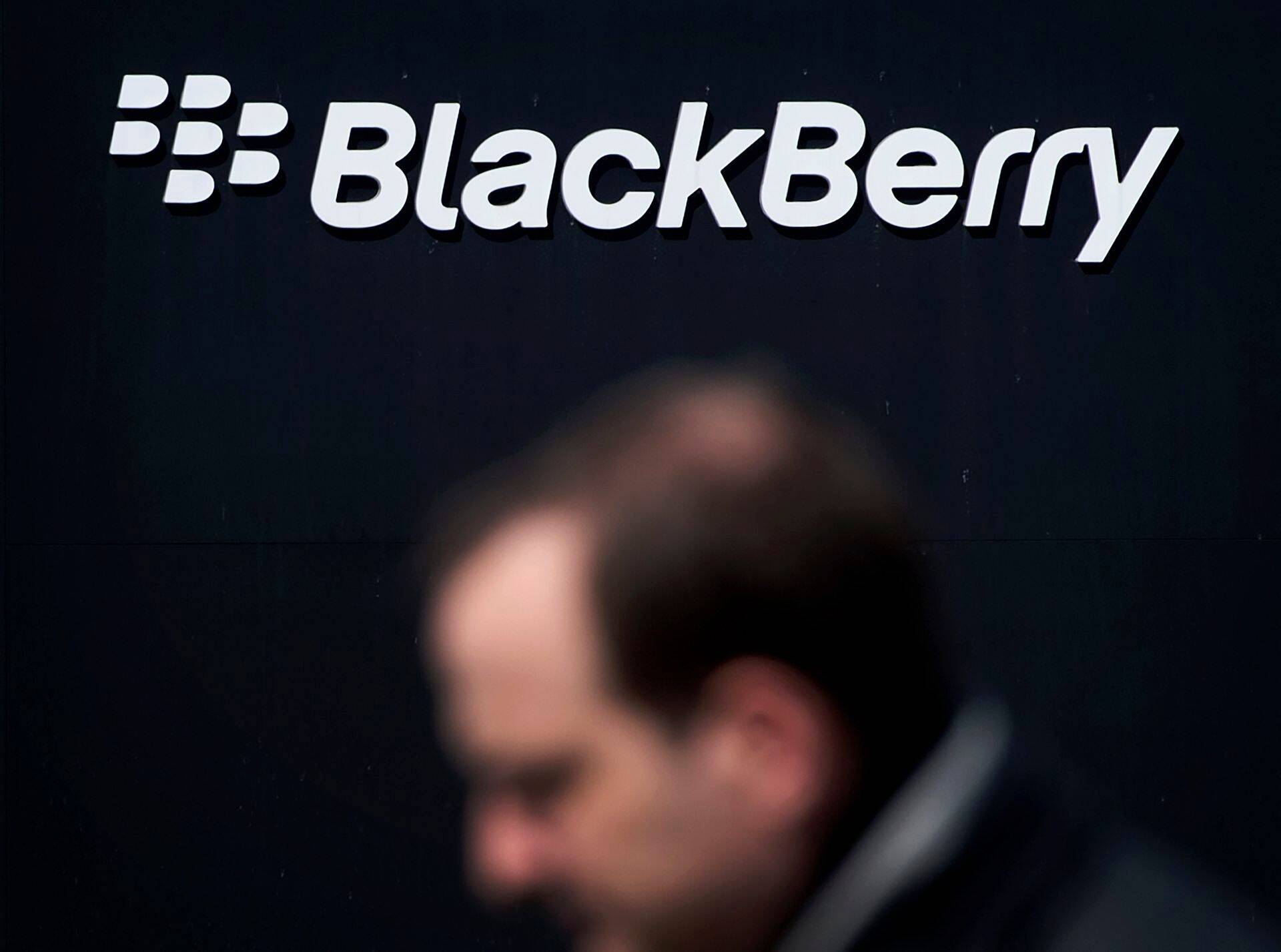 BlackBerry teatas üllatuskasumist.