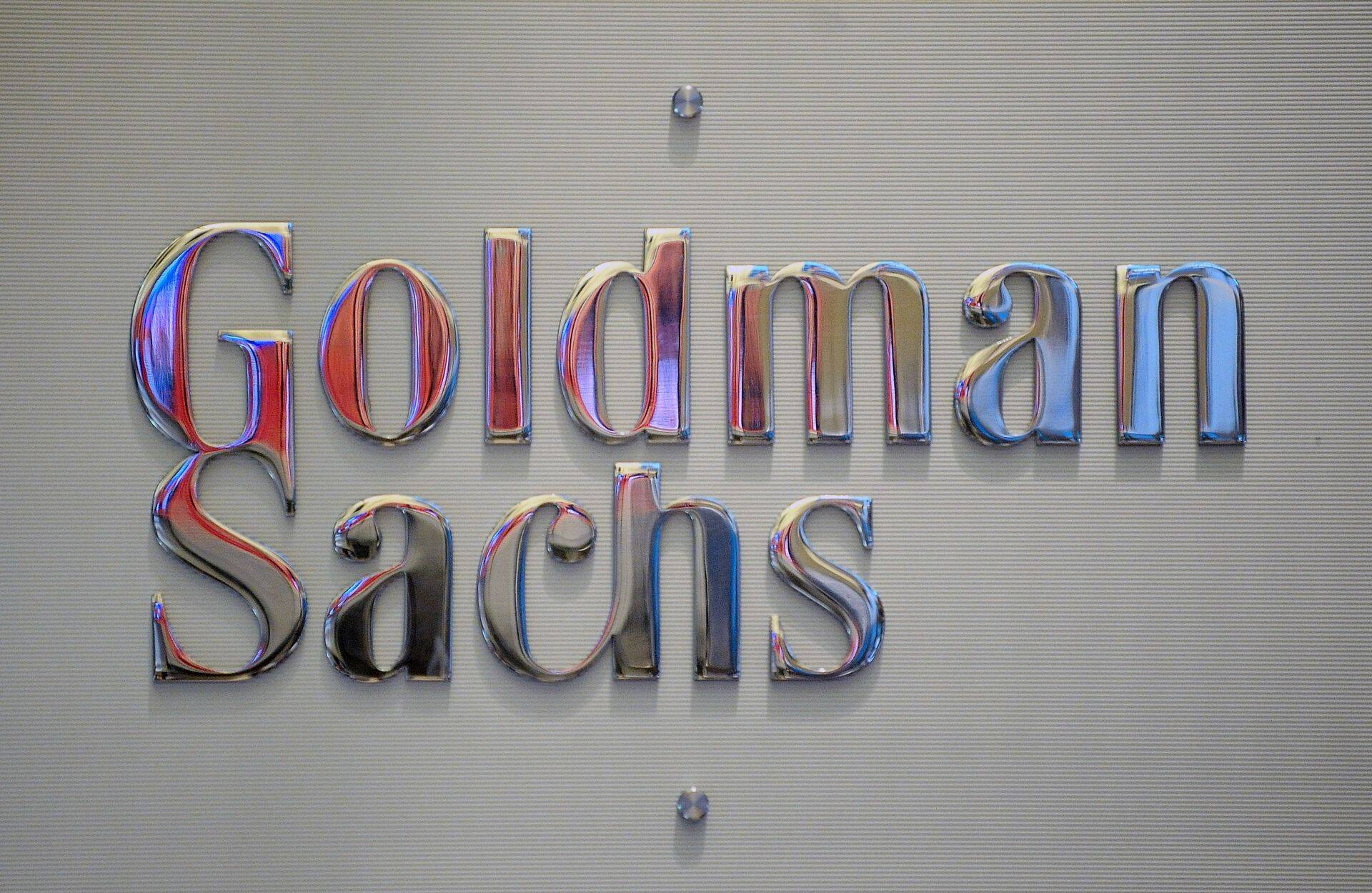 Goldman Sachsi kasum vähenes ligi poole võrra, ettevõtte aktsia on eelturgude languses.