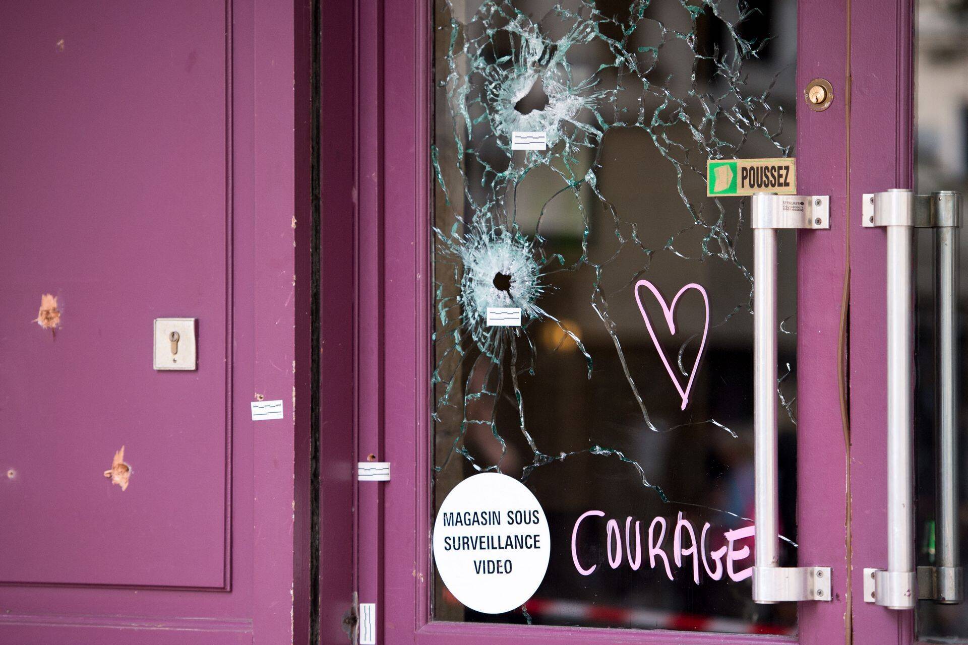 13. novembril Pariisis toimunud terroriakt sundis ettevaatusabinõud kasutusele võtma ka Riias.