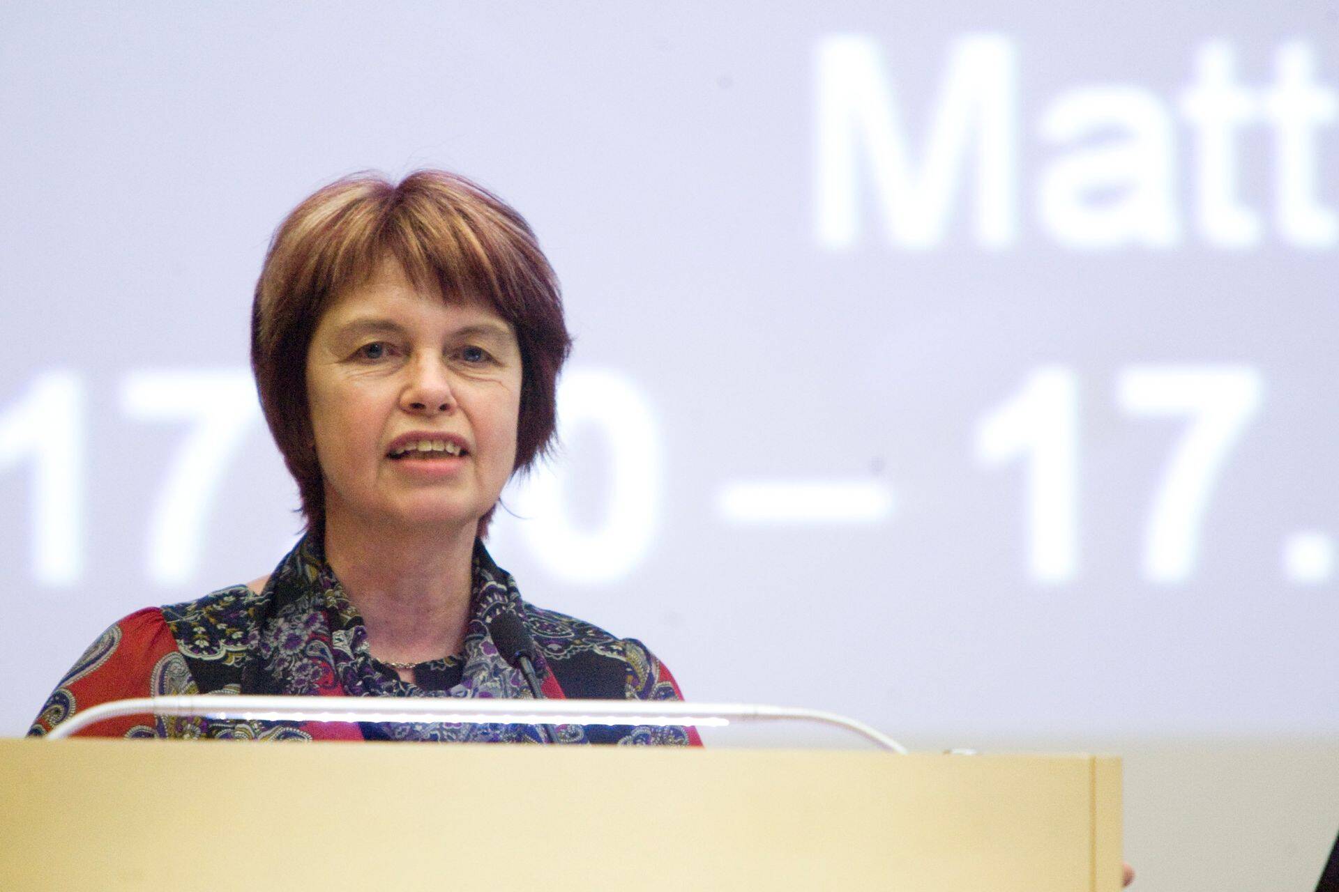 Professor Irja Lutsar.