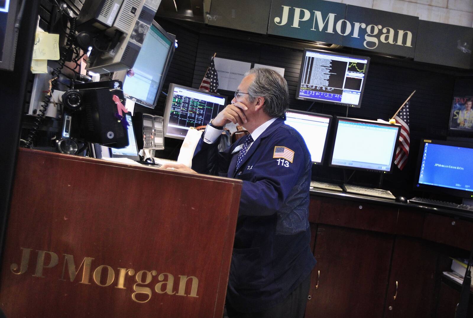 JPMorgani tegevjuht Jamie Dimon ütles novembris, et “pankurid tantsisid tänaval” kui Donald Trump presidendiks valiti. Uue presidendiga võiks pankadel elu heaks minna.