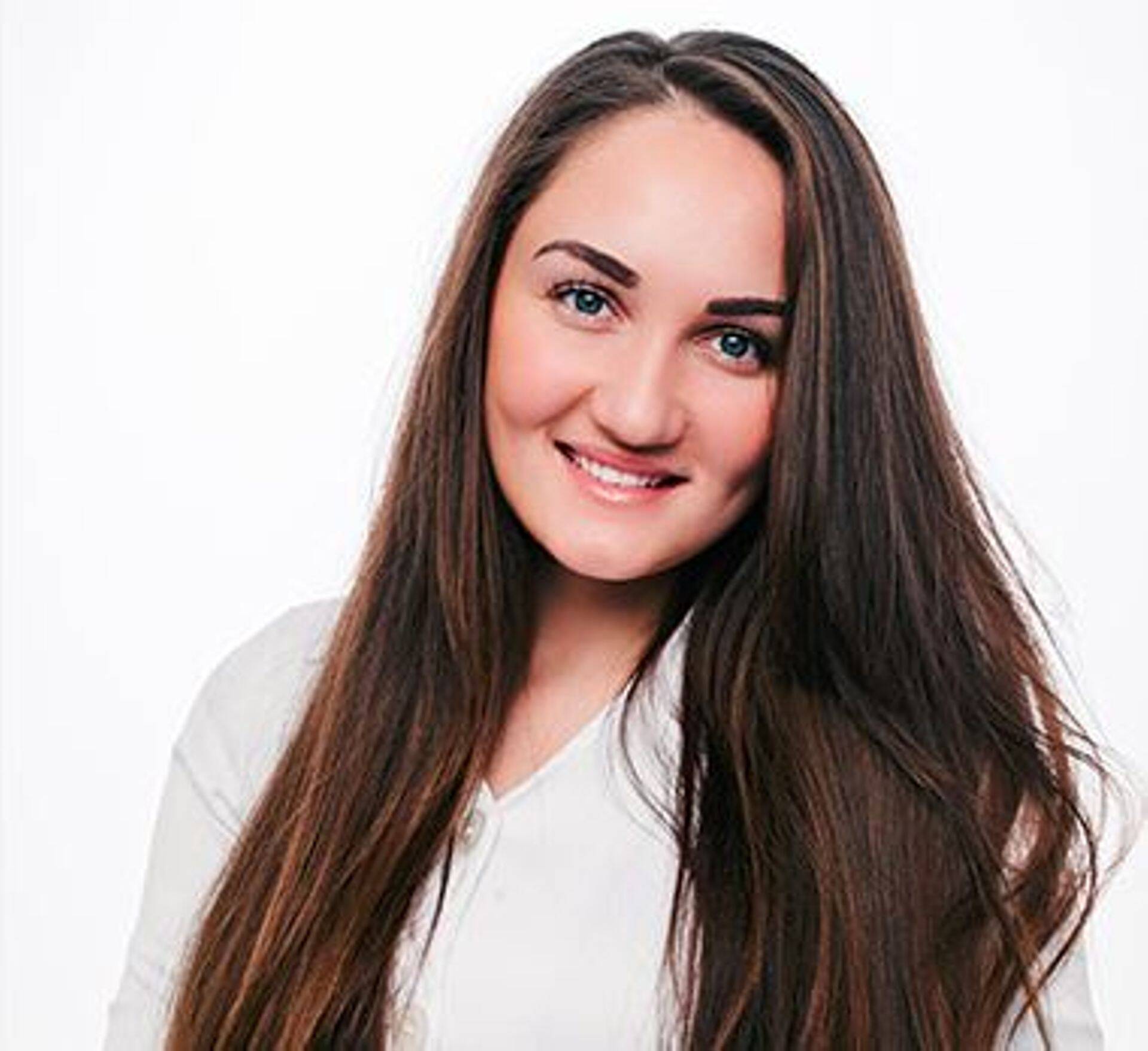 Medemis Clinicu iluspetsialist/õde Yulia Dotsenko