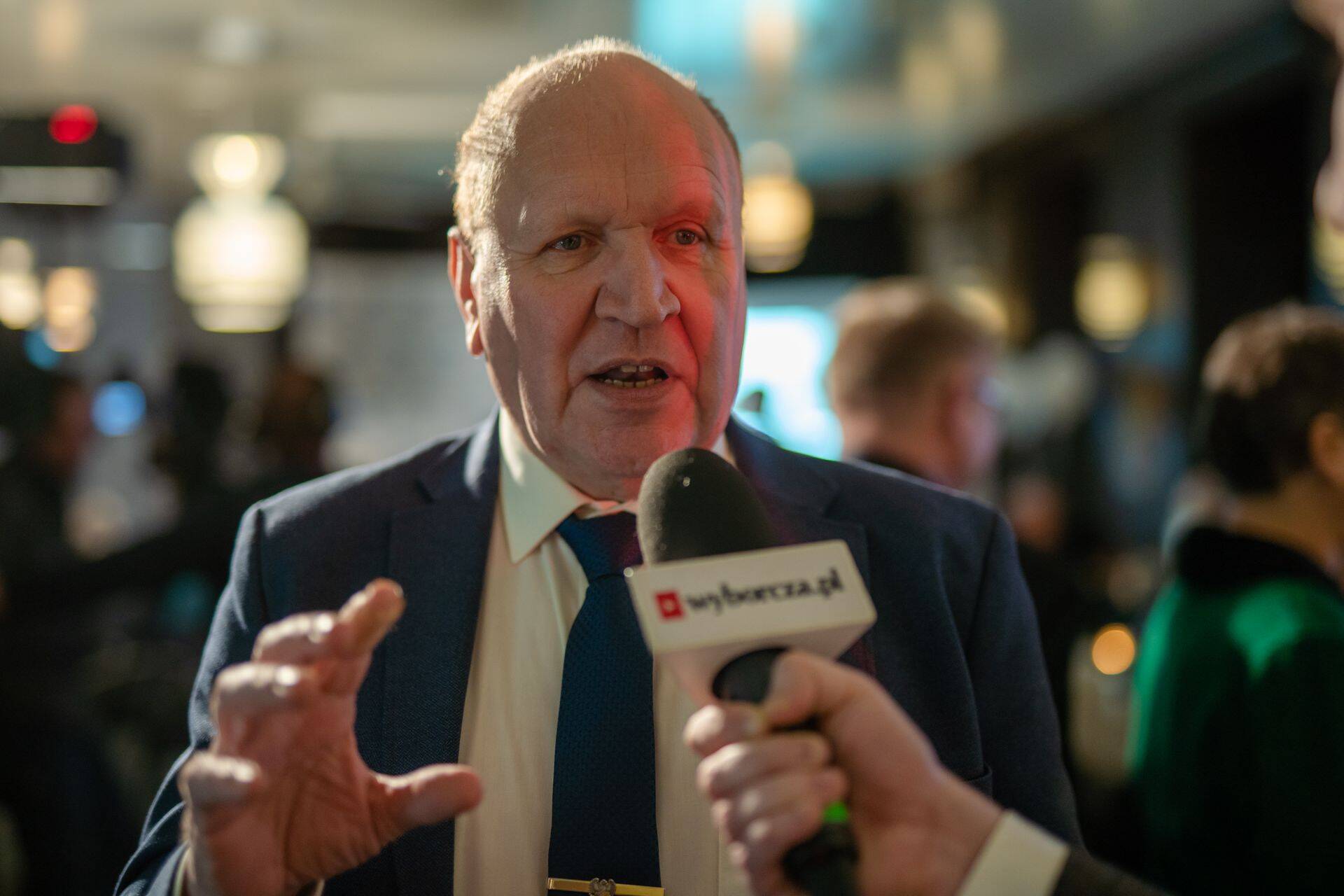 Mart Helme allkirjastas määruse, millega saadetakse laiali sisserände töögrupp. Mis  saab edasi, kuulake hommikuprogrammist.