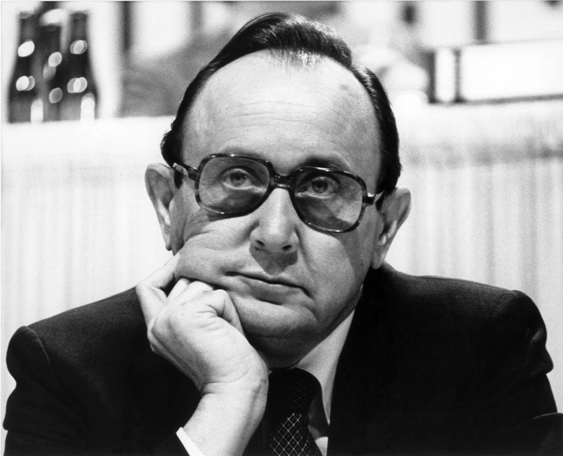 Suri Hans-Dietrich Genscher. Foto aastast 1978.