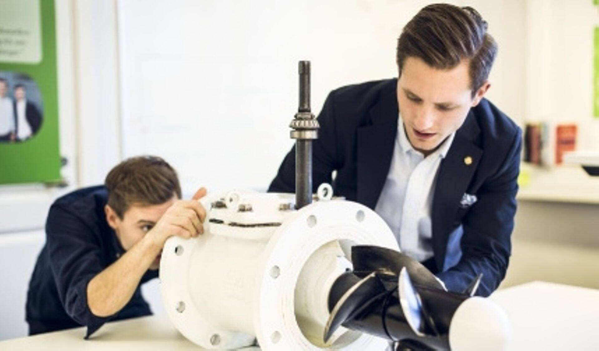 Стоит ли работать во время учебы в университете?