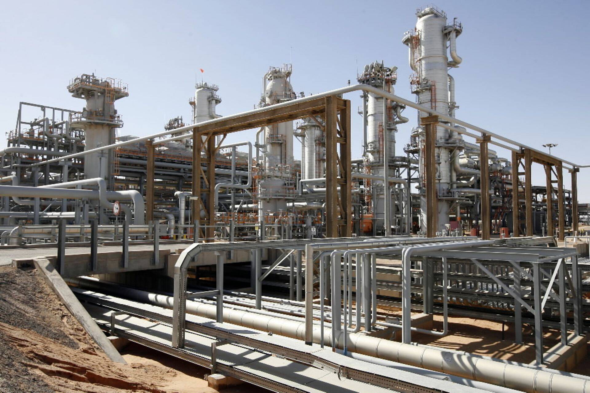 British Petroleumi tehas Sahara kõrbes