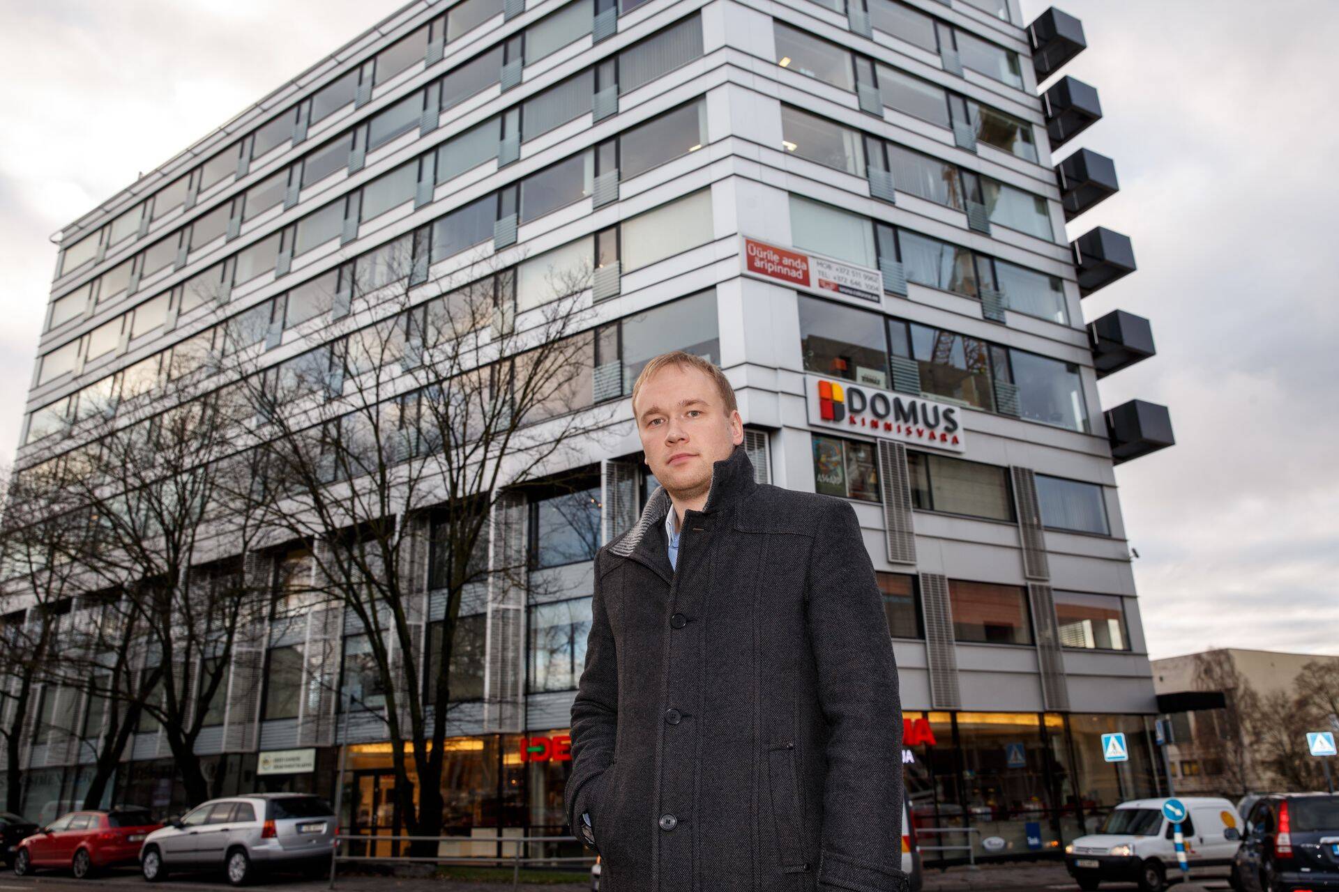 Член правления OÜ Domus Kinnisvara Vahendus Рандо Ванавески отмечает, что времена на рынке недвижимости изменились: спрос падает, а предложение растет.