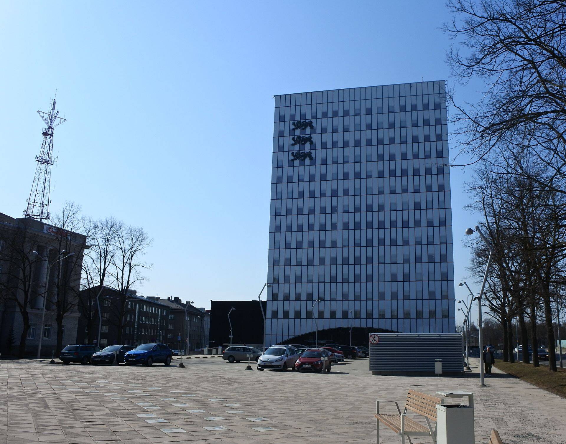 Ministeeriumide ühishoone.