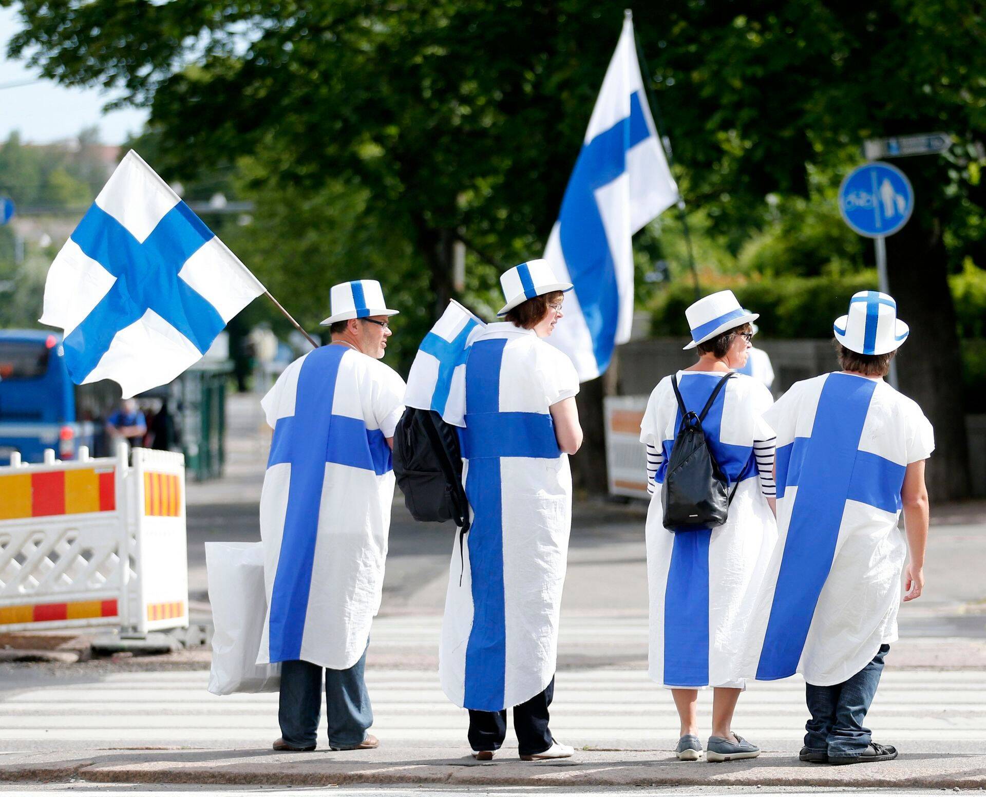 Soome idufirmad said palju raha.