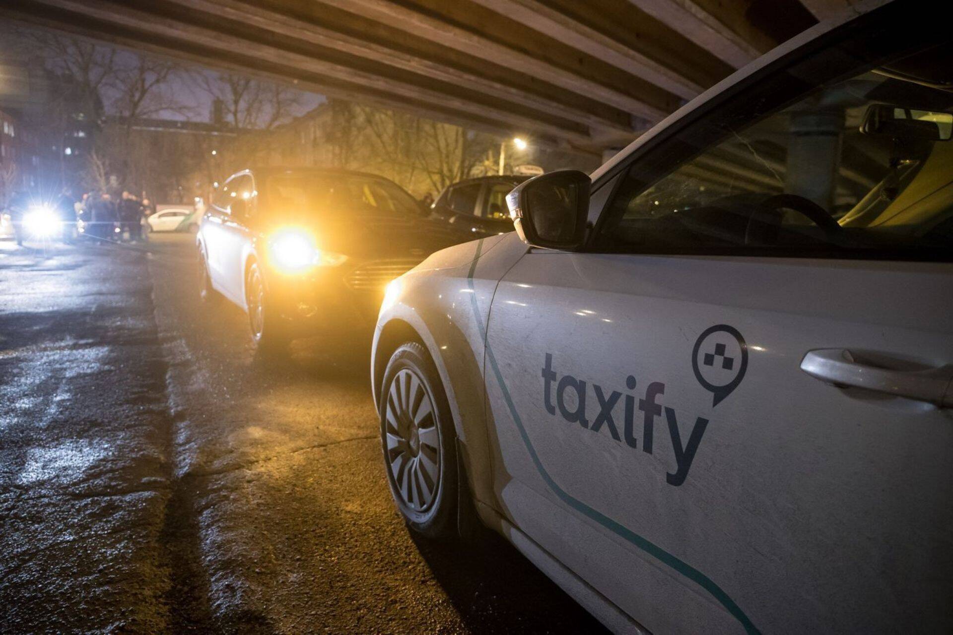 Taxify не обещает низких цен в новогоднюю ночь