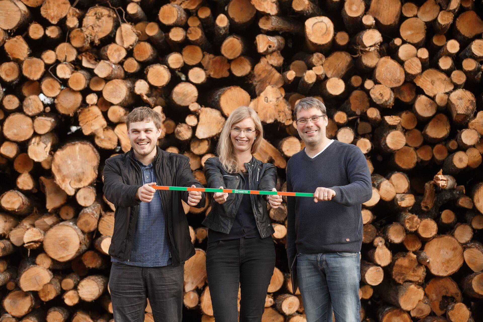 Timbeteri asutajad (vasakult) Martin Kambla, Anna-Greta Tsahkna ja Vallo Visnapuu käisid klientide leidmiseks ettevõtetes kohapeal.