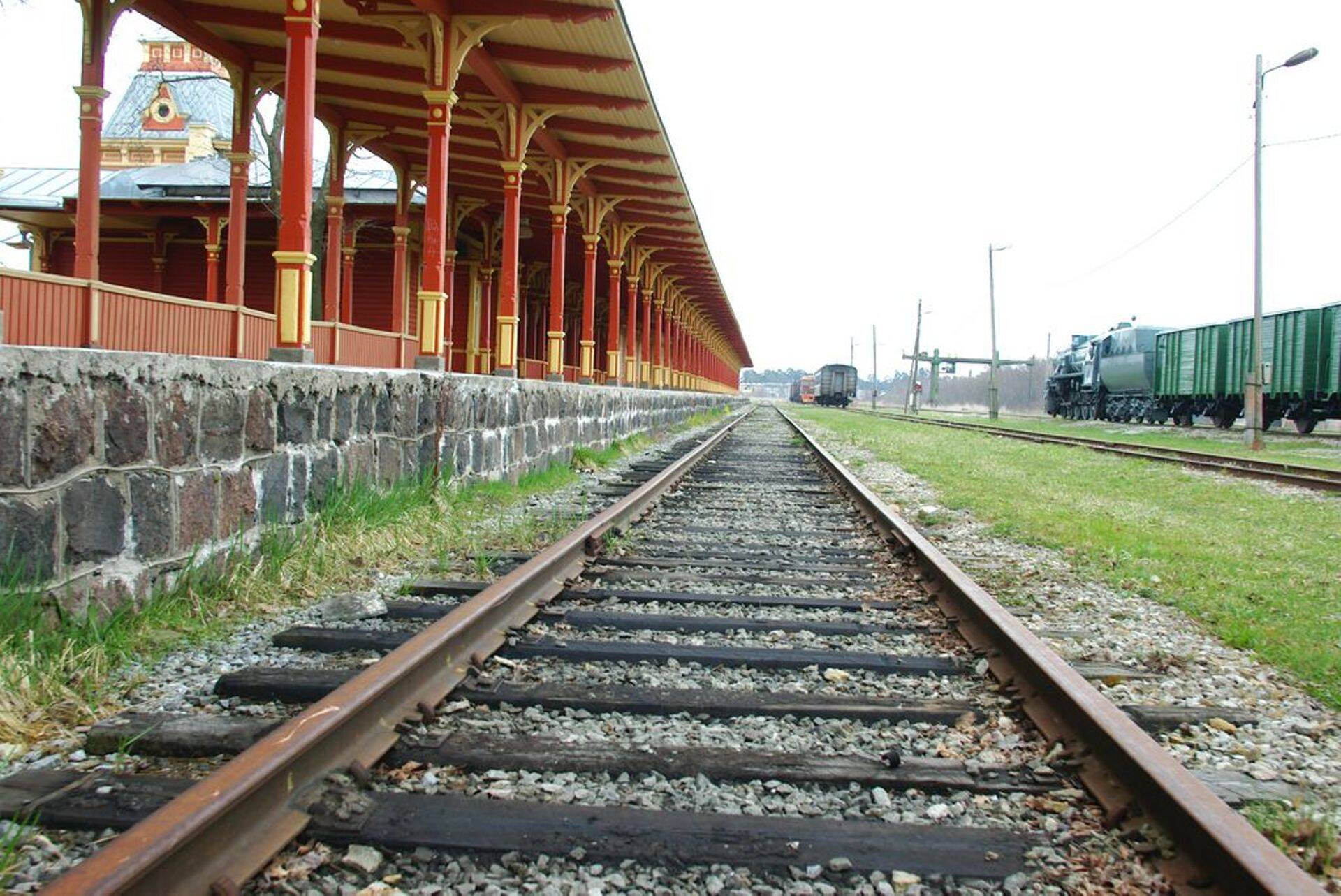 Valitsus kavatseb rajada raudtee Haapsallu.