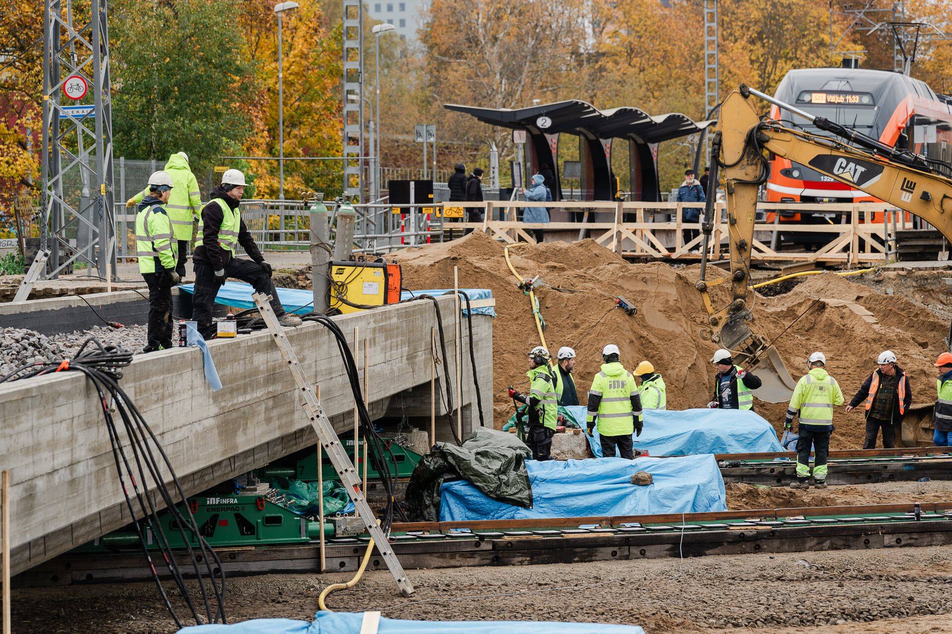 Kui Tondi viadukti oleks nihutamise tehnoloogia asemel ehitatud selle lõppasukohas, pidanuks raudteeliikluse kolmeks kuuks sulgema.