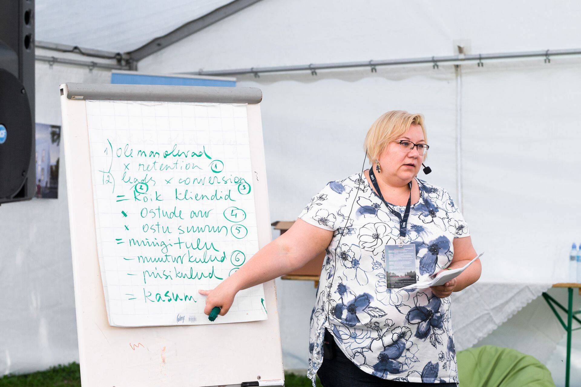 Raamatupidamisbüroo Robby&Bobby juht Krista Teearu rääkis Äripäeva raadio hommikuprogrammis alanud aasta olulisematest muudatustest raamatupidamise ja tööõiguse küsimustes.