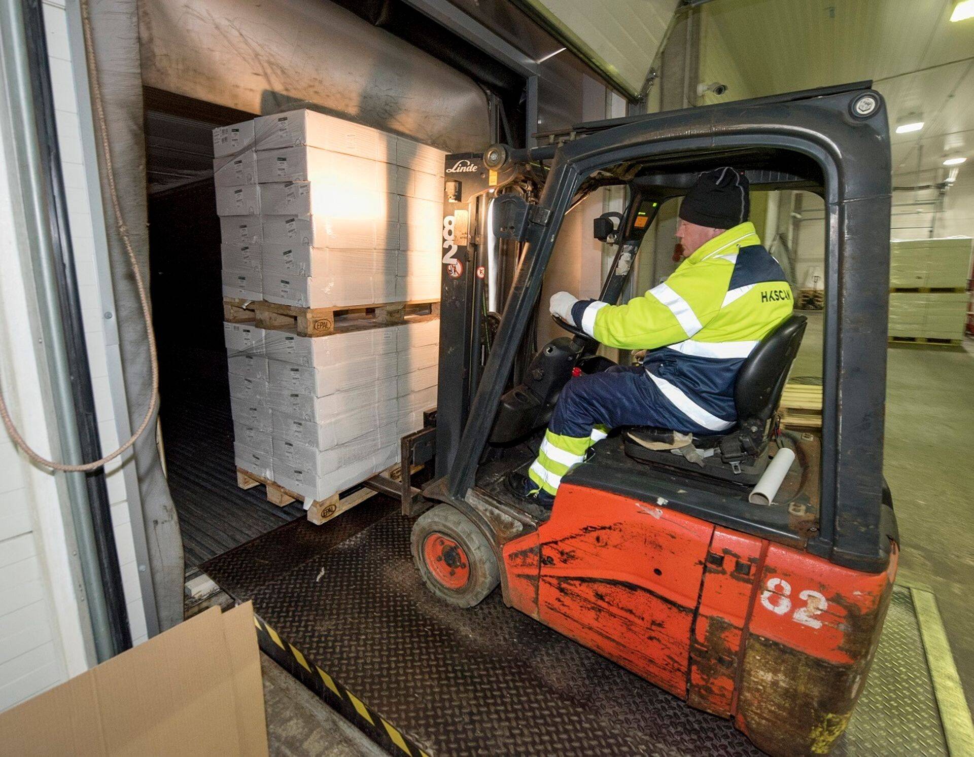 Rakvere Lihatööstuse toodang teel Uus-Meremaale.