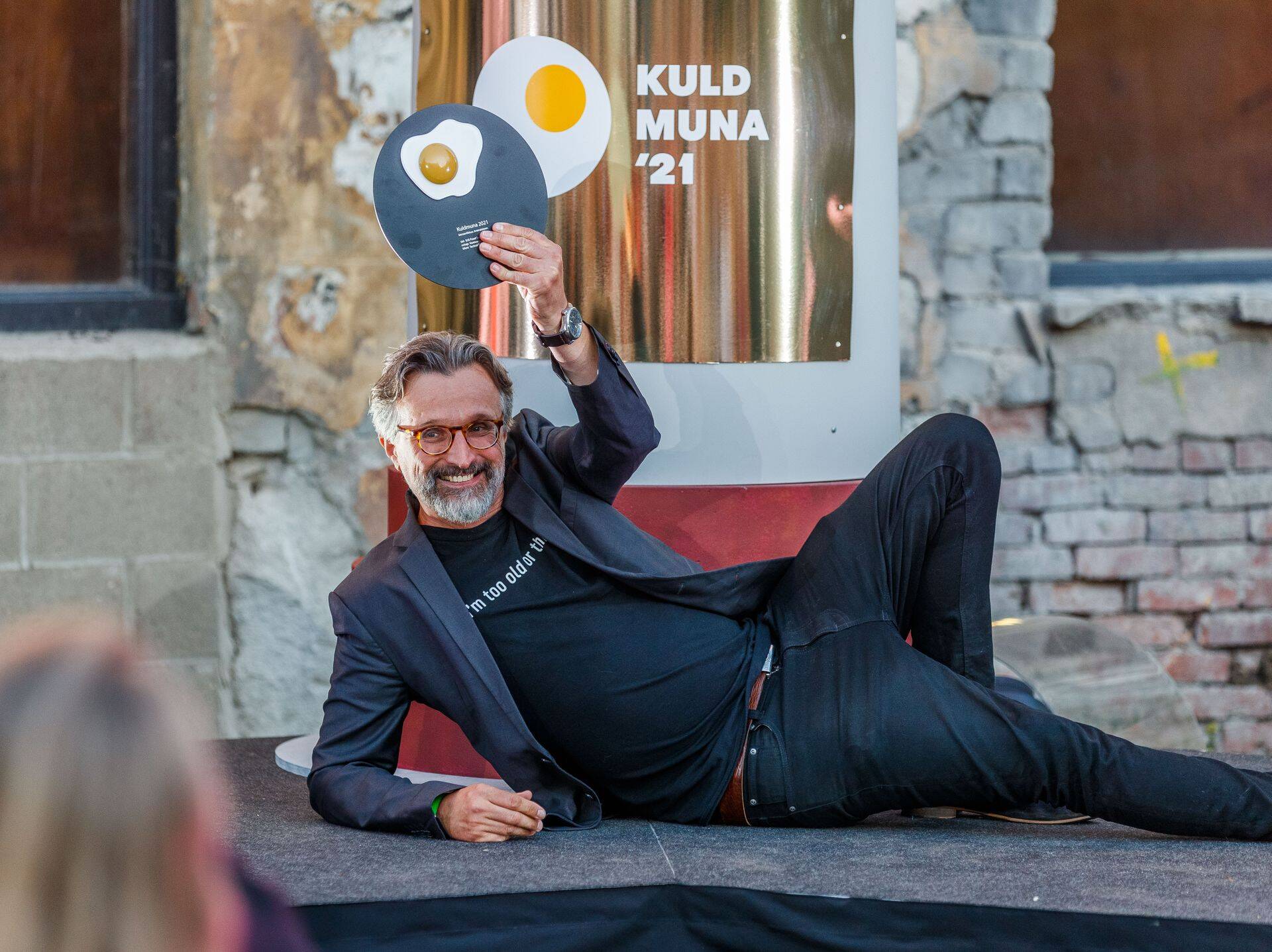 Urmas Villmann juhib reklaamiagentuuri Kontuur, mis on võitnud Eesti reklaamiauhinna Kuldmuna ja jõudnud Cannesi reklaamifestivalil finalistide sekka.