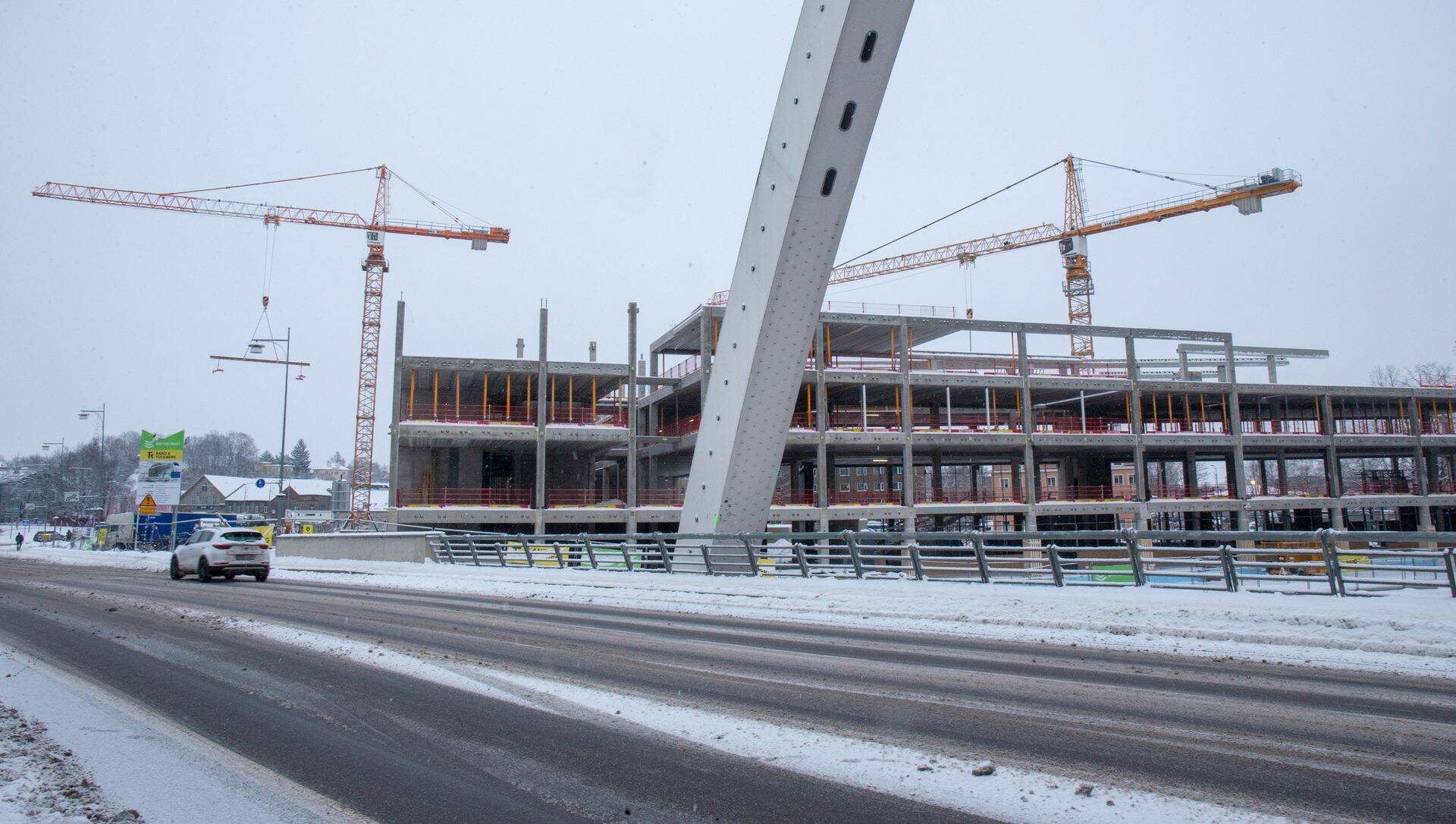 Praeguseks on teada, et Tartu Ülikooli Delta hoone valmimine hilineb ja läheb esialgsest kallimaks.