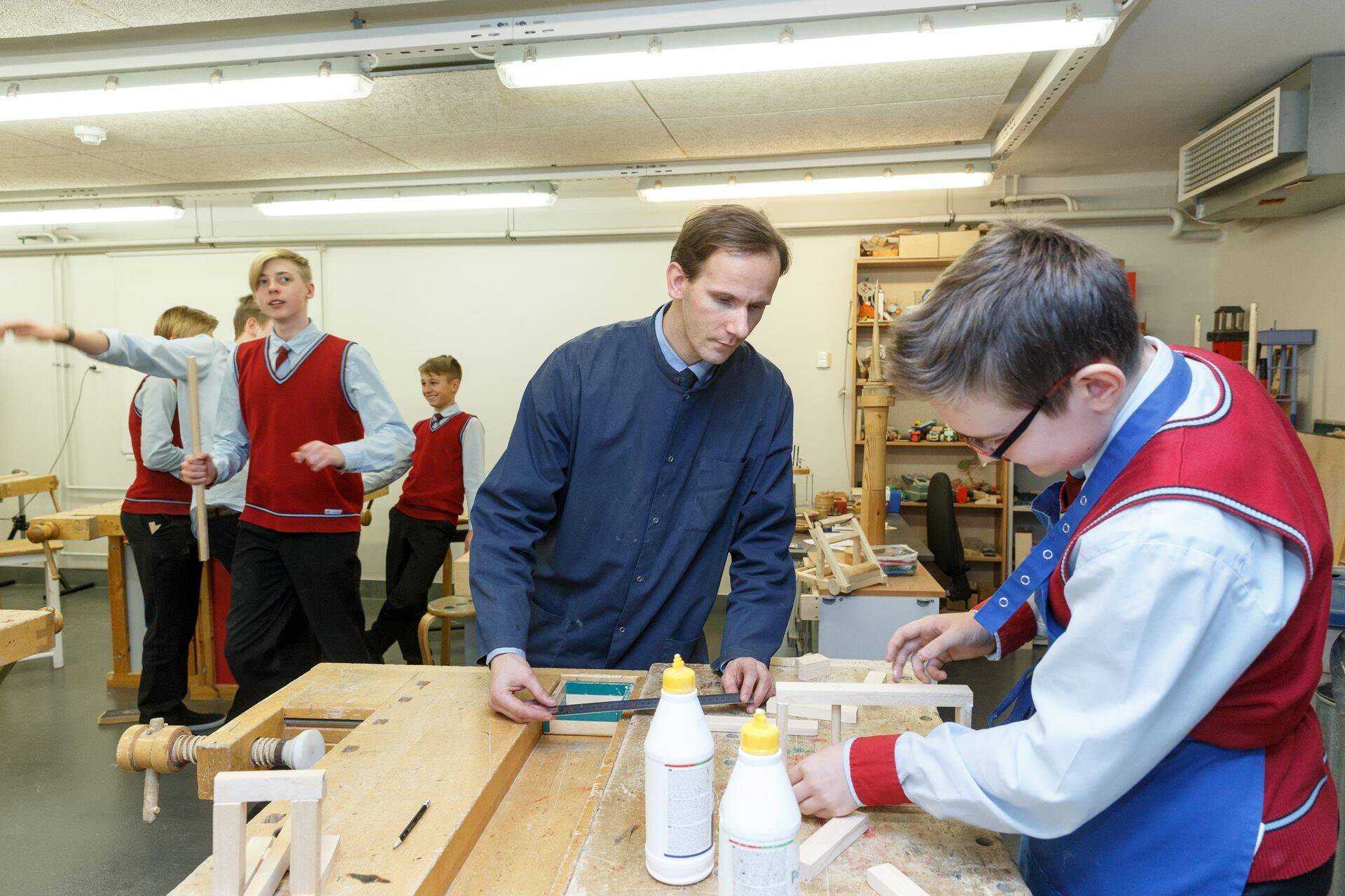 Audentese erakoolis õppimine läheb lapsevanema jaoks kallimaks.