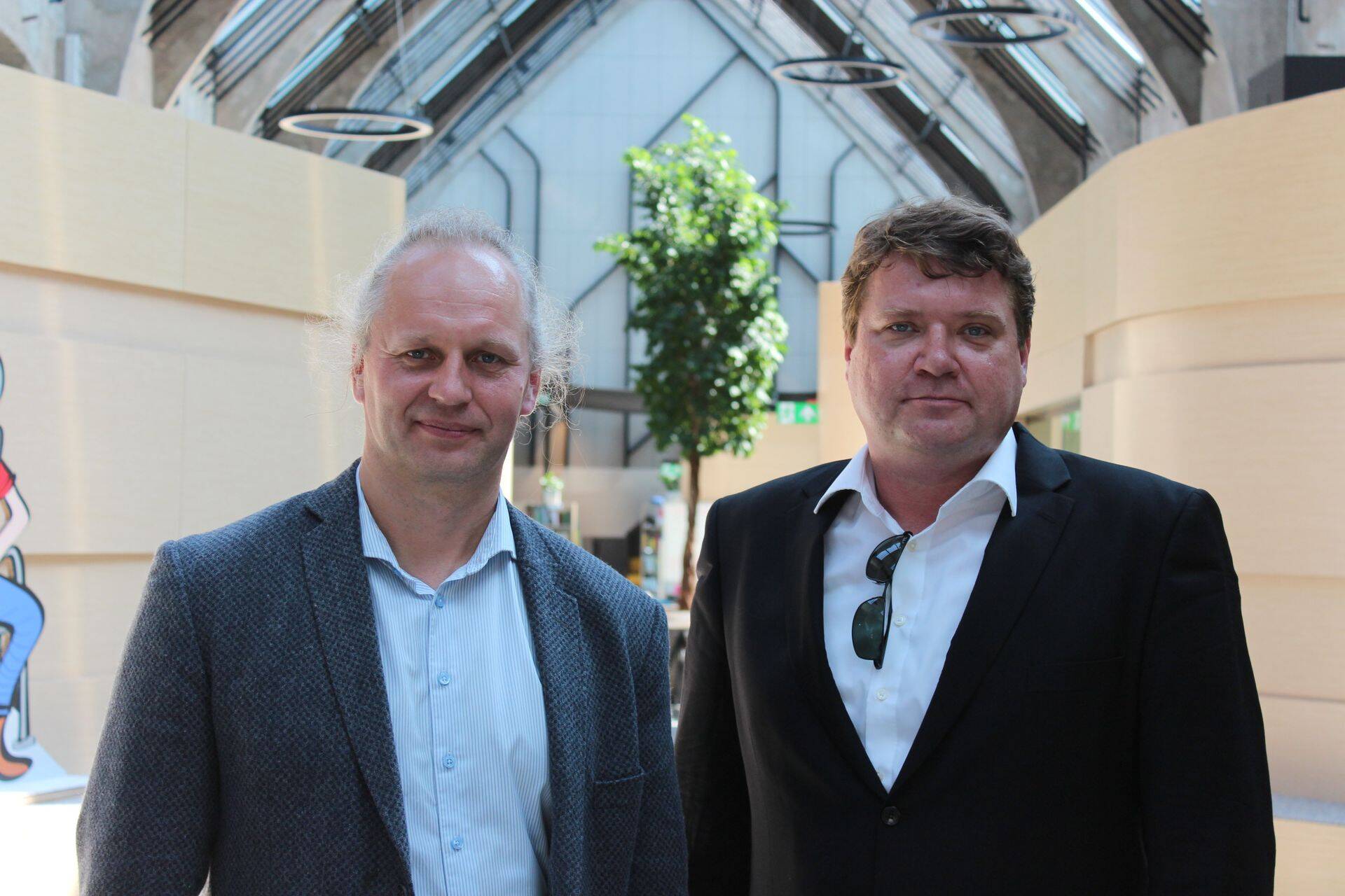 Luminori avatud panganduse juht Sven Meimer ja FinanceEstonia juht Rauno Klettenberg näevad, et pangad peavad aina rohkem mõtlema sellele, kuidas tihenevas konkurentsis kliendini jõuda.