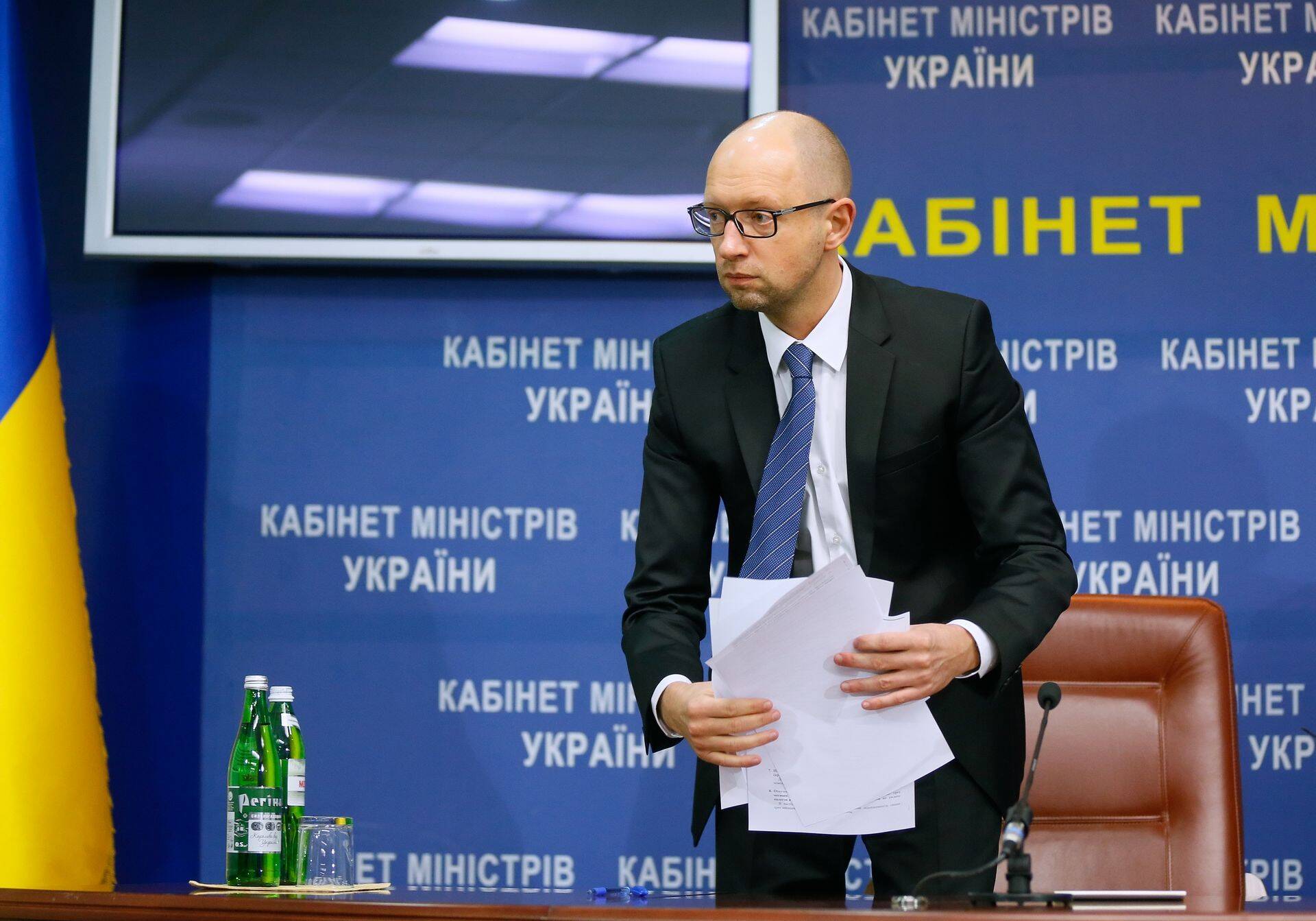 Ukraina peaminister Arseni Jatsenjuki teatas nädalavahetusel tagasiastumisest.