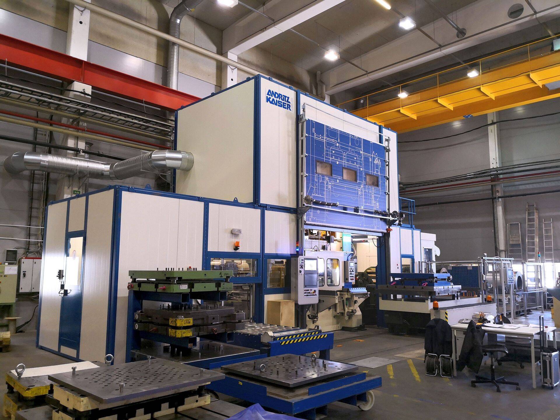 ABB uus stantsimispinkKaiser 3500 KN.