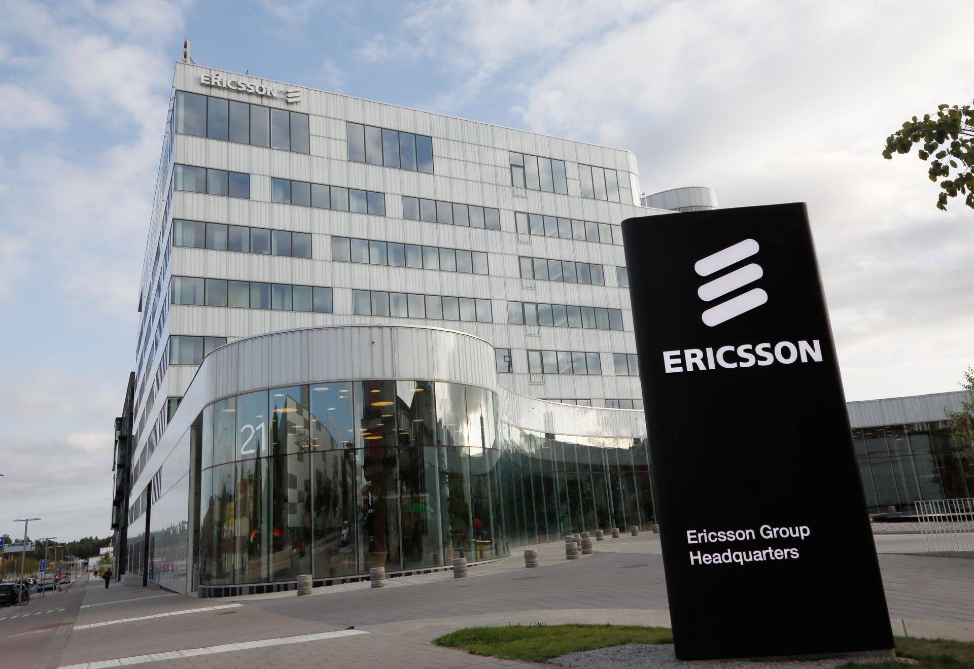 Ericsson ранее заявил о намерении прекратить деятельность в России.