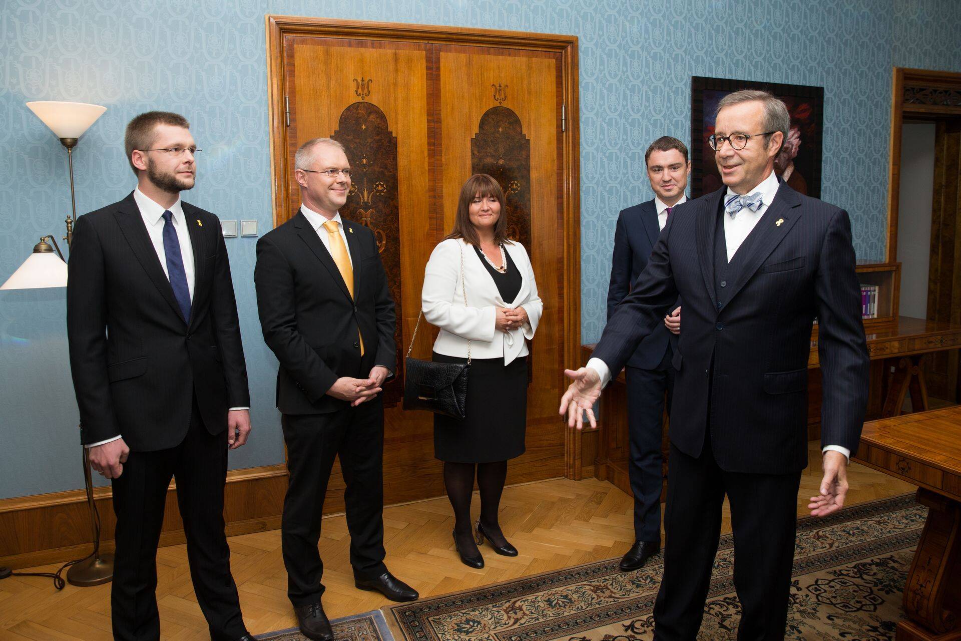 President Toomas Hendrik Ilves nimetas ametisse kolm uut ministrit.