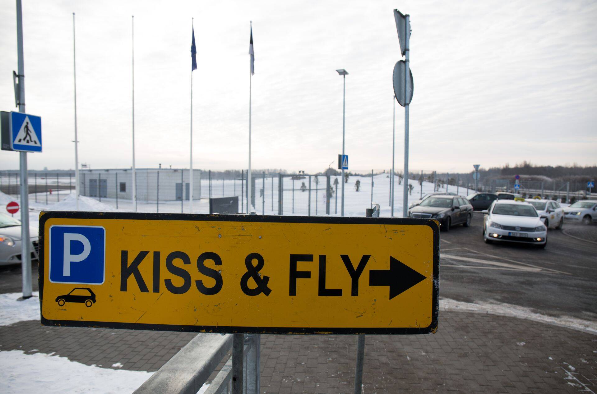 Lennunduse toetuseks eraldatakse lisaks veel 6,995 miljonit eurot ka Tallinna Lennujaamale.