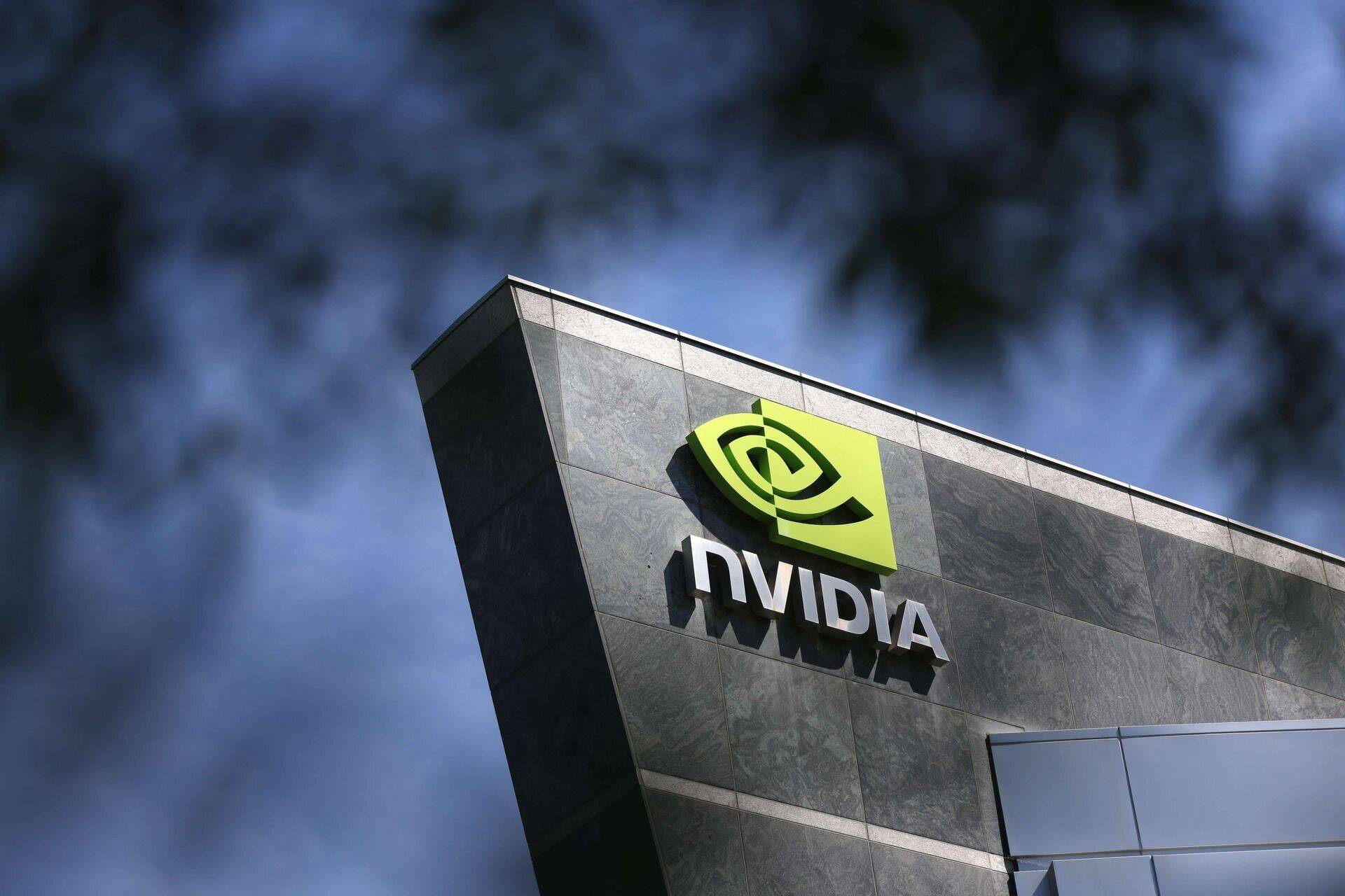 Акции Nvidia и ряда других производителей чипов оказались под давлением