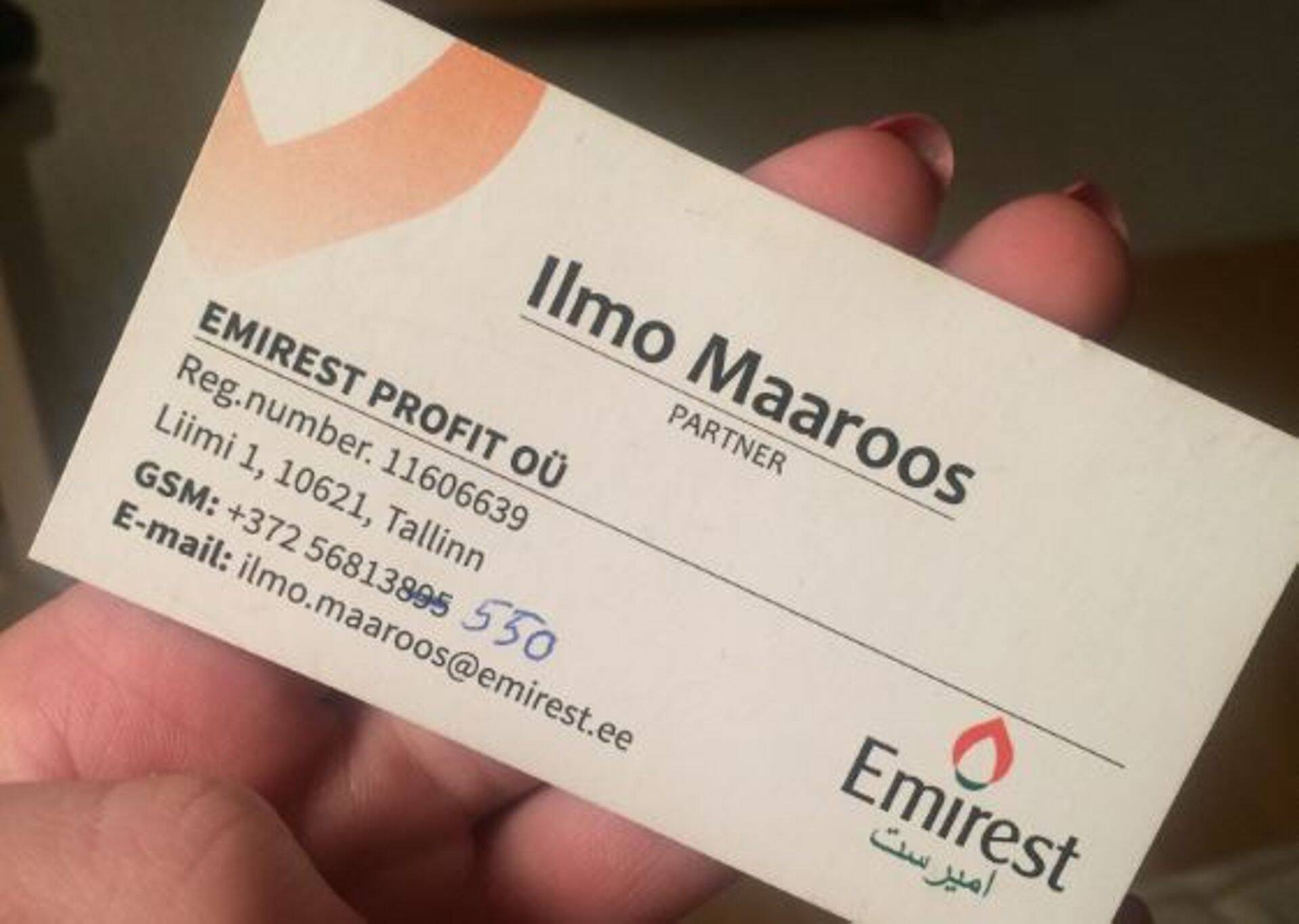 Ilmo Maaroos kasutab Emirest Profiti nimekaarti, mis tuli üllatusena ettevõtte tegelikule juhile ja osanikule Ivar Virkusele.