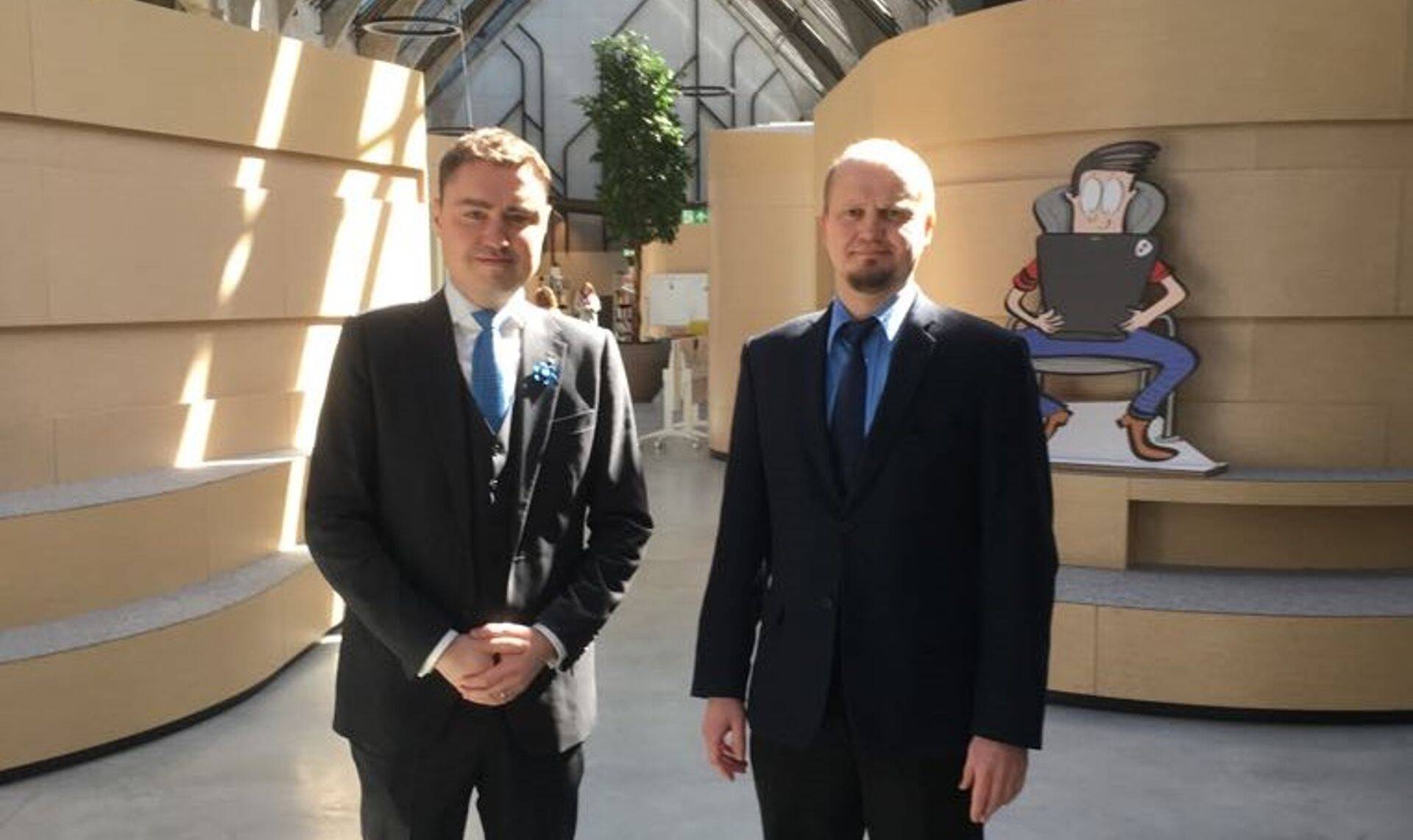 Taavi Rõivas ja Anti Poolamets väitlesid Äripäeva raadio saates "Fookuses: europarlamendi valimised".