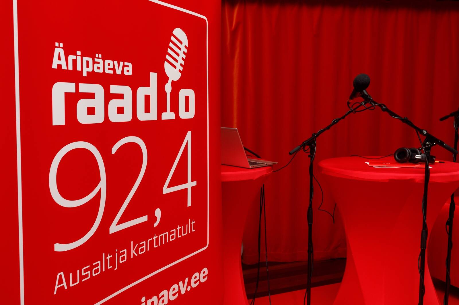 Äripäeva raadio välistuudio.